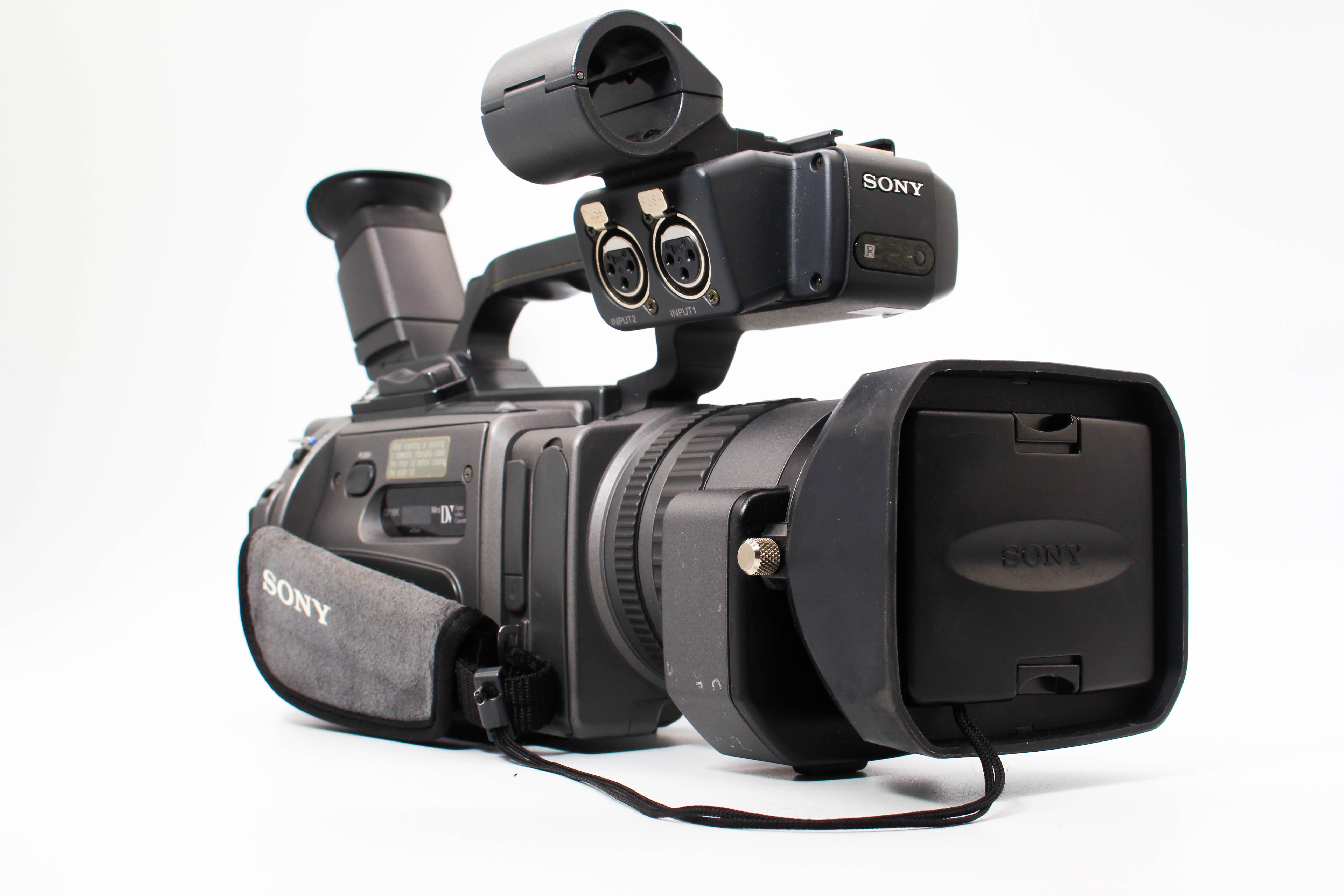 Sony DSR-PD150P MiniDV Video Handycam Camcorder Camera - Tested Bundle Excellent