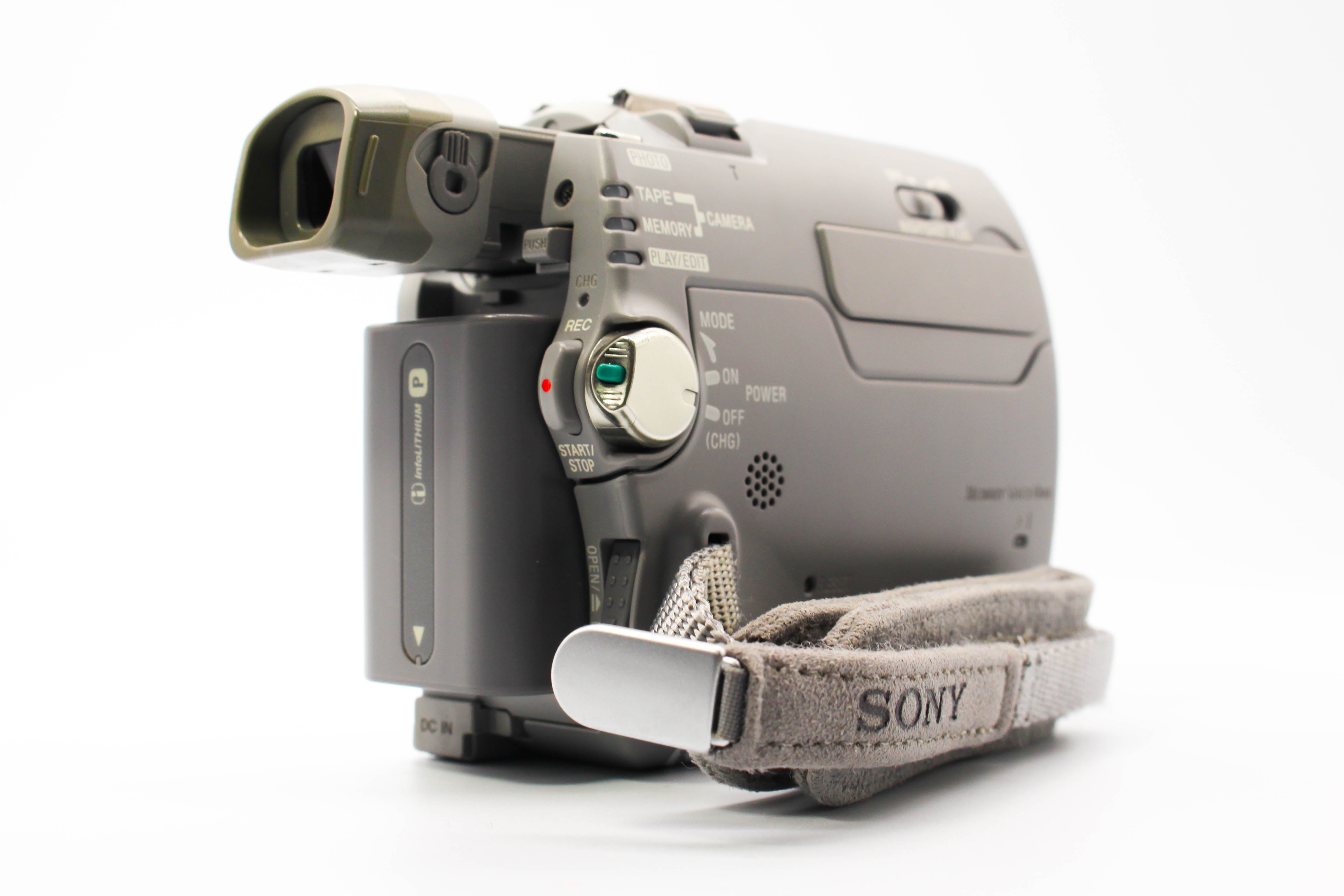 Sony DCR-HC30E MiniDV Handycam Tape Digital Video Camcorder - Tested Bundle Excellent
