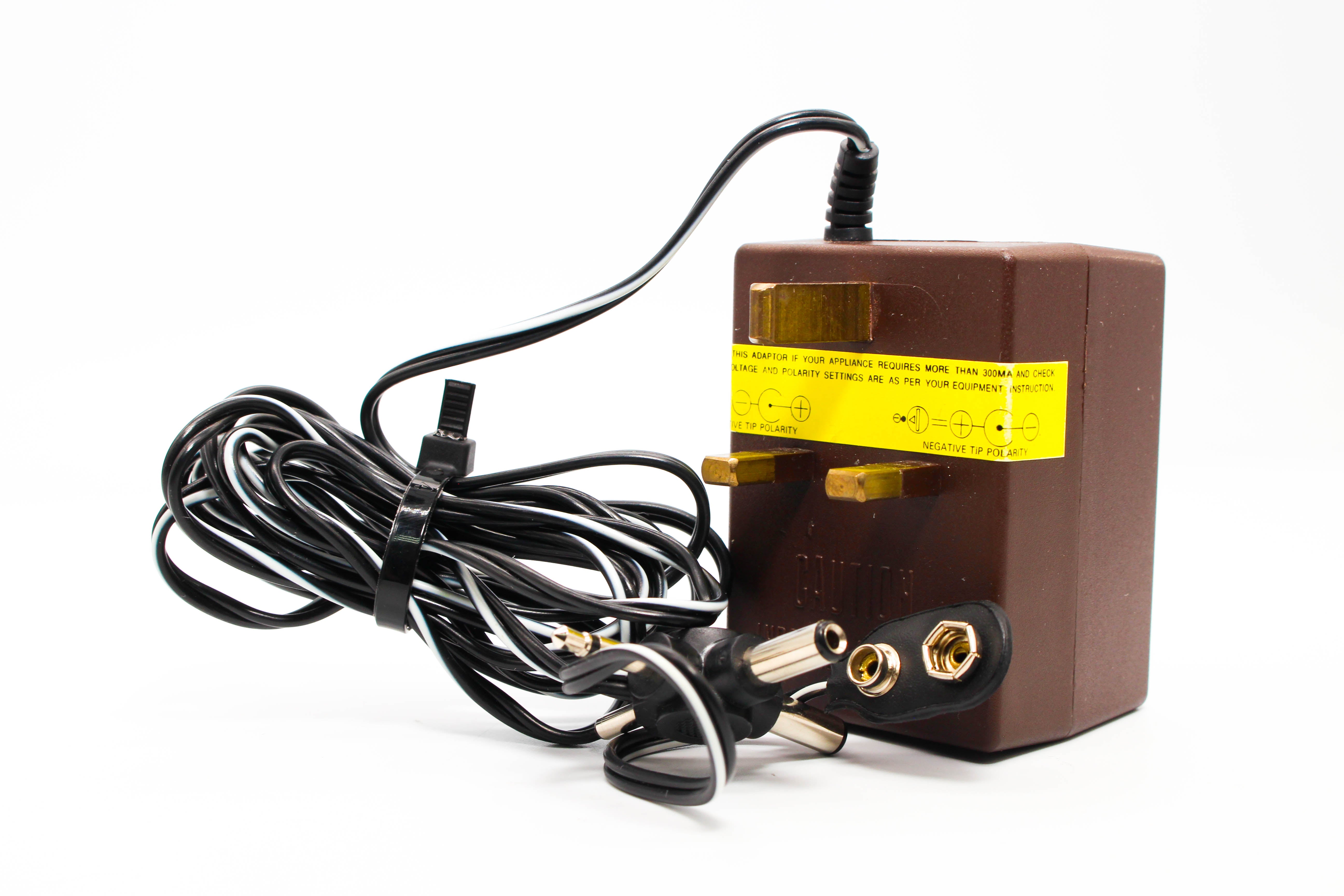 Tarnpoint Deluxe Regulated Voltage AC-DC Adaptor Battery Eliminator BB-333R - Tested