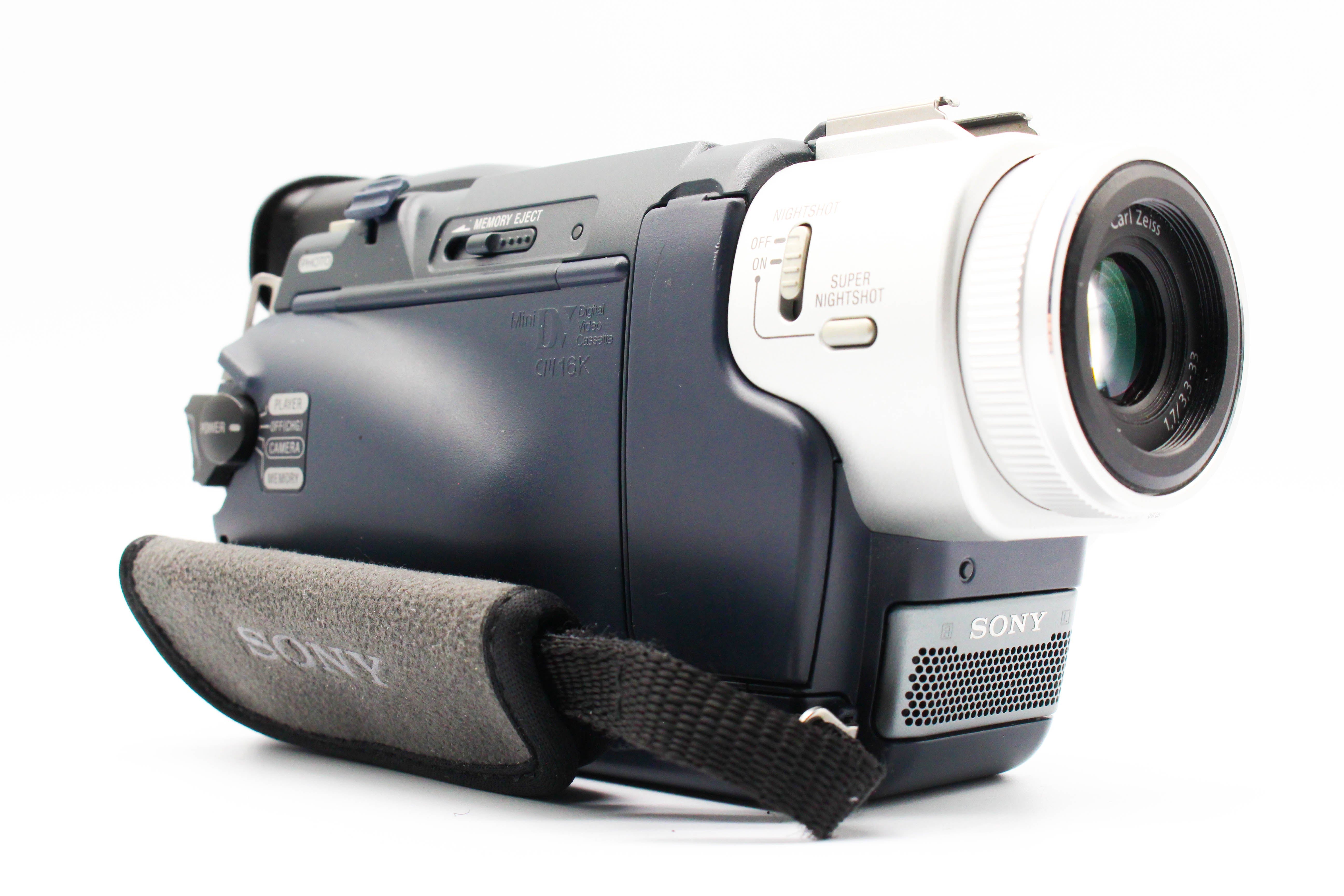 Sony DCR-TRV17E MiniDV Handycam Digital Video Camera Camcorder - Tested Bundle Good