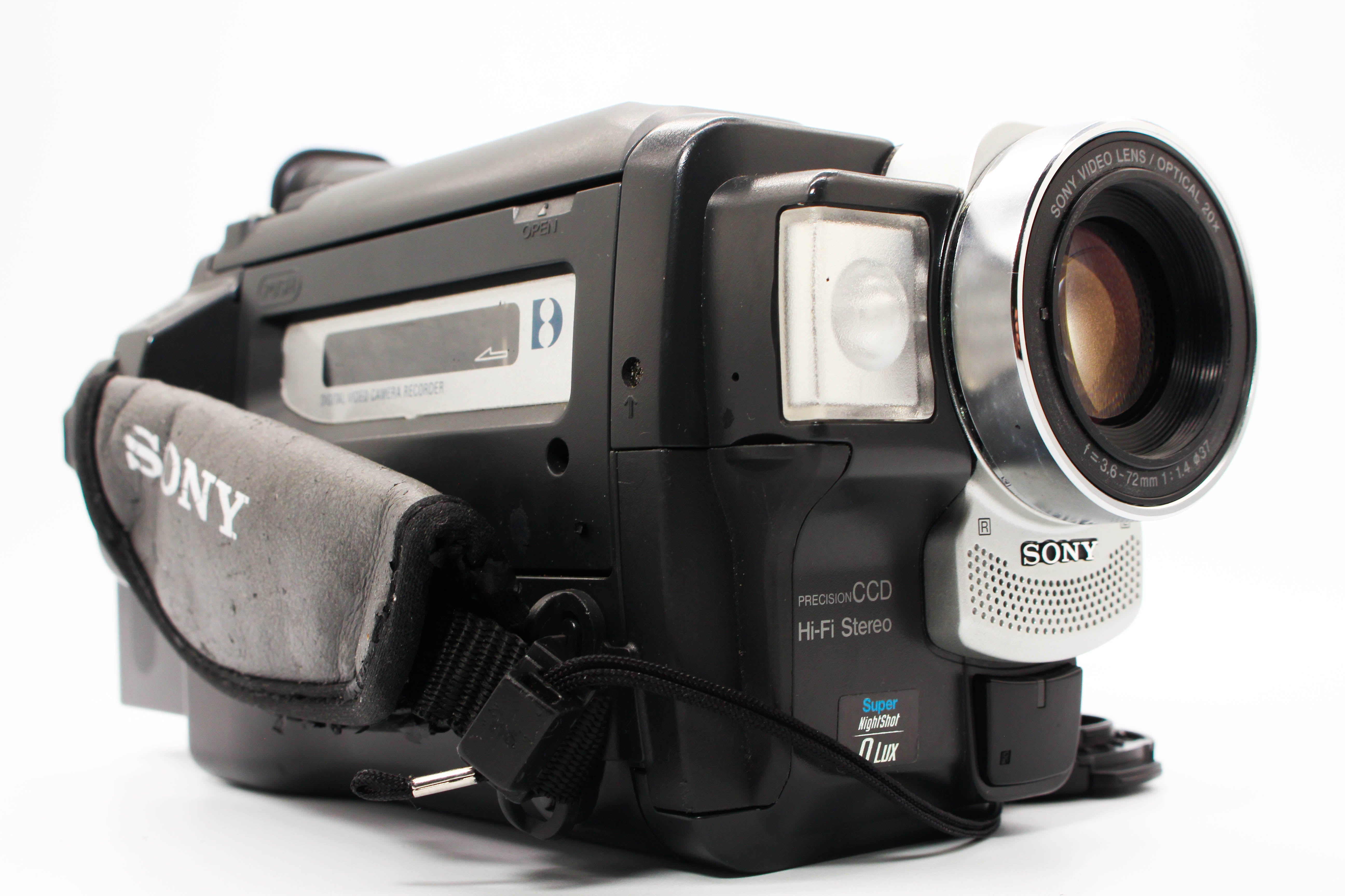 Sony DCR-TRV130E Digital8 Hi8 Video8 Handycam Digital Video Camcorder - Tested Bundle