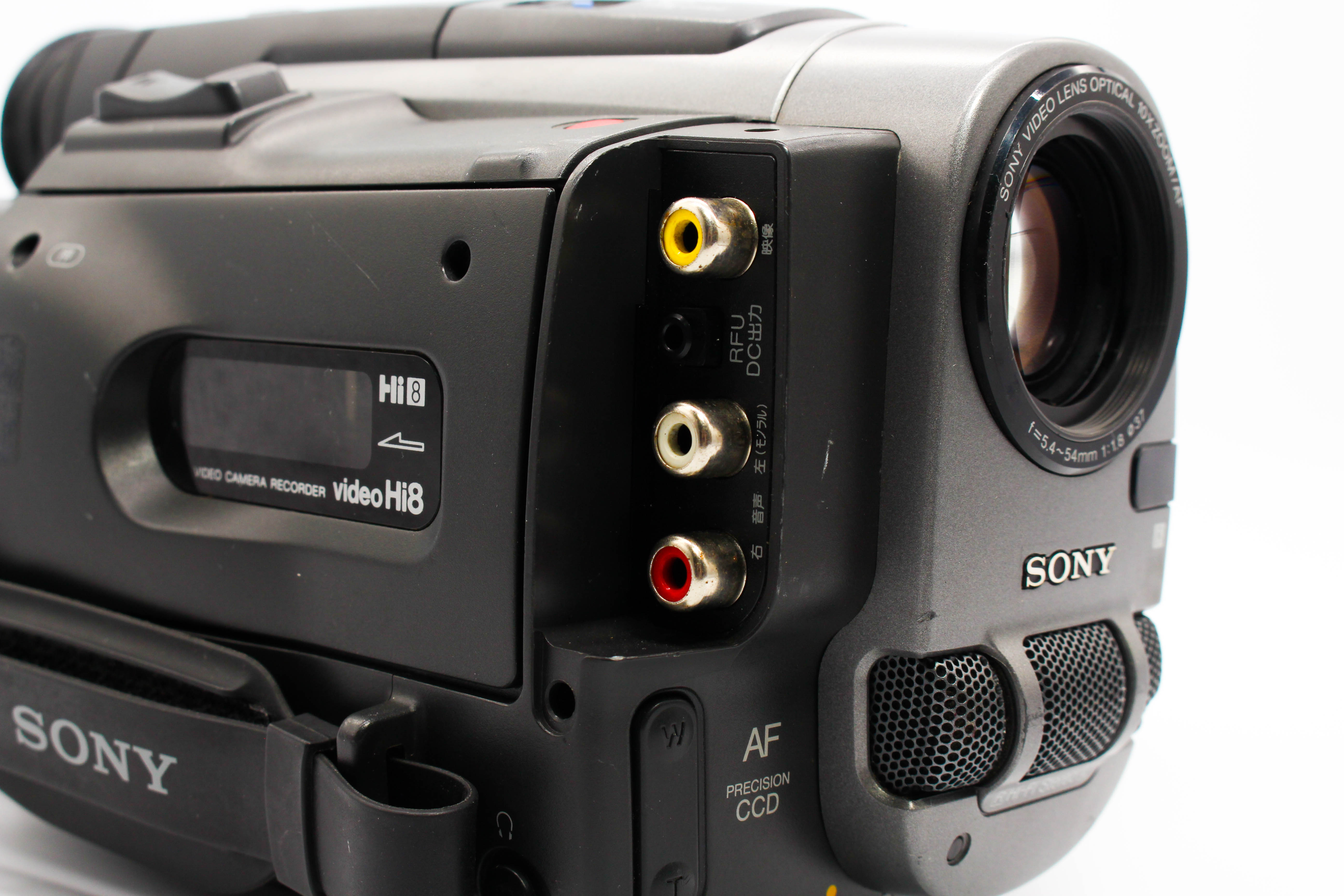 Sony CCD-TRV90 NTSC Japanese Hi8 Video8 Handycam Camcorder Camera - Tested Bundle