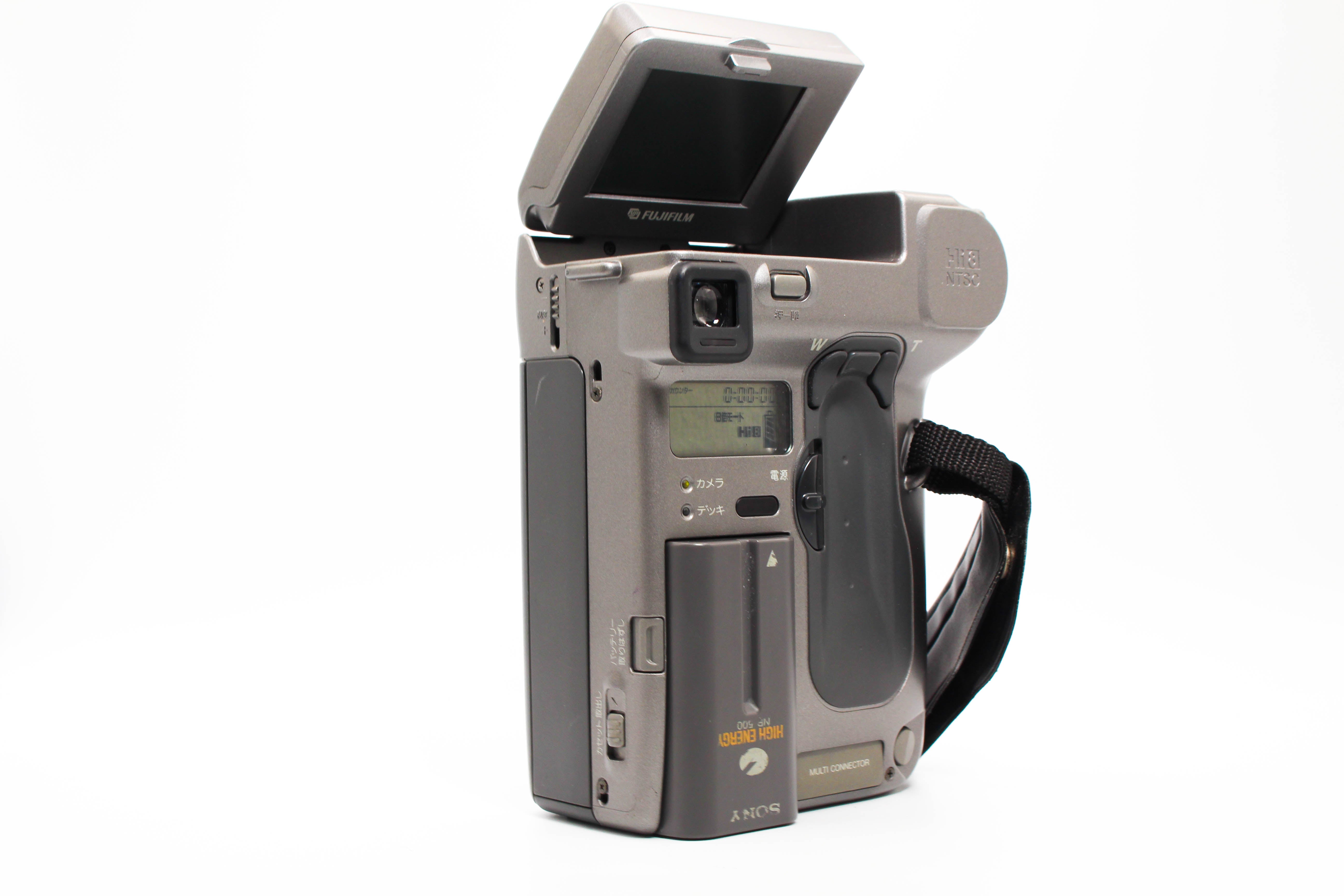 FujiFilm FS-80MT NTSC Japanese Simple-Hi8 Video8 Handycam Camcorder Camera - Tested Bundle Good