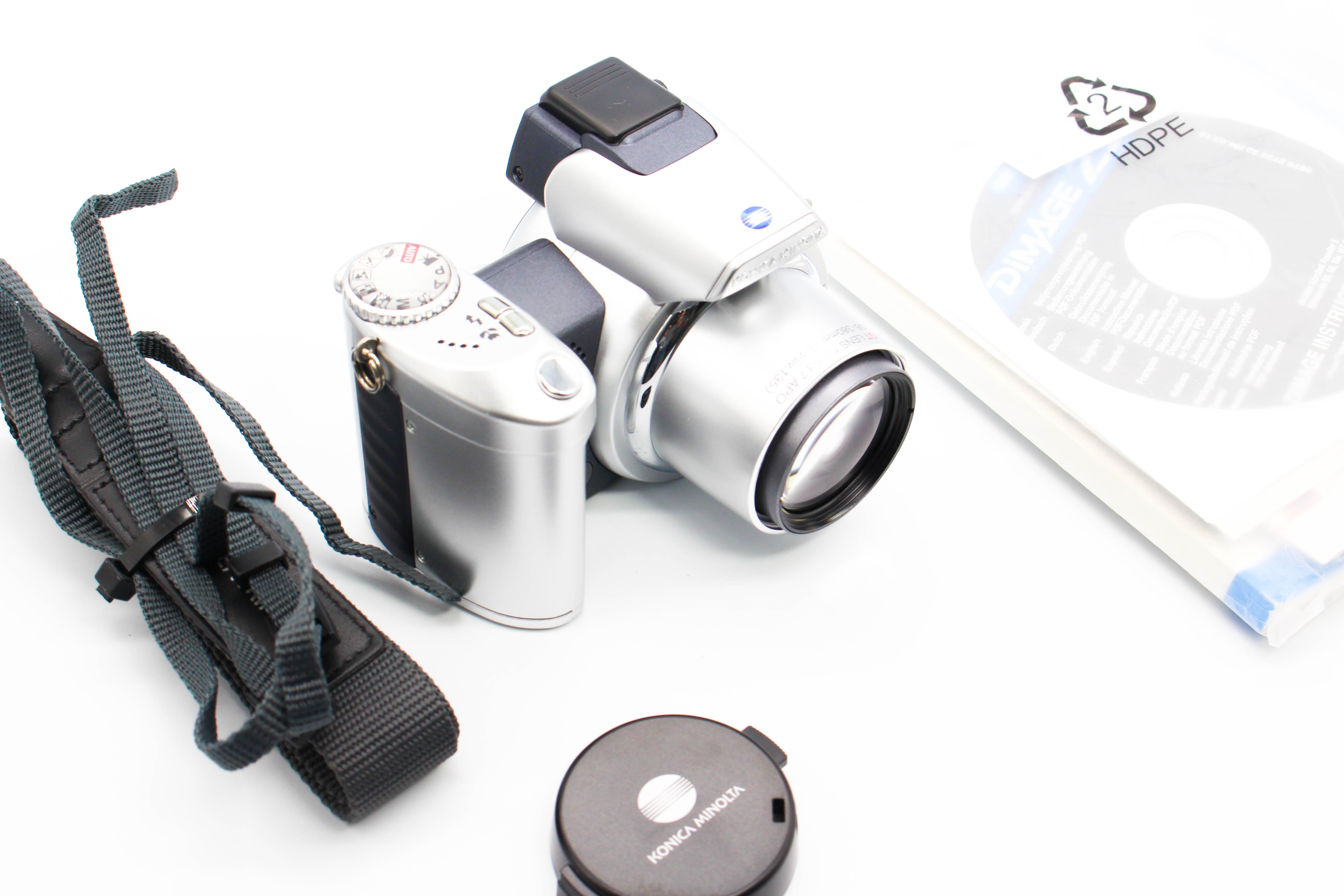 Konica Minolta Dimage Z2 4MP 10x Zoom Digital Retro Photo Digital Camera Digicam - Tested Bundle Excellent