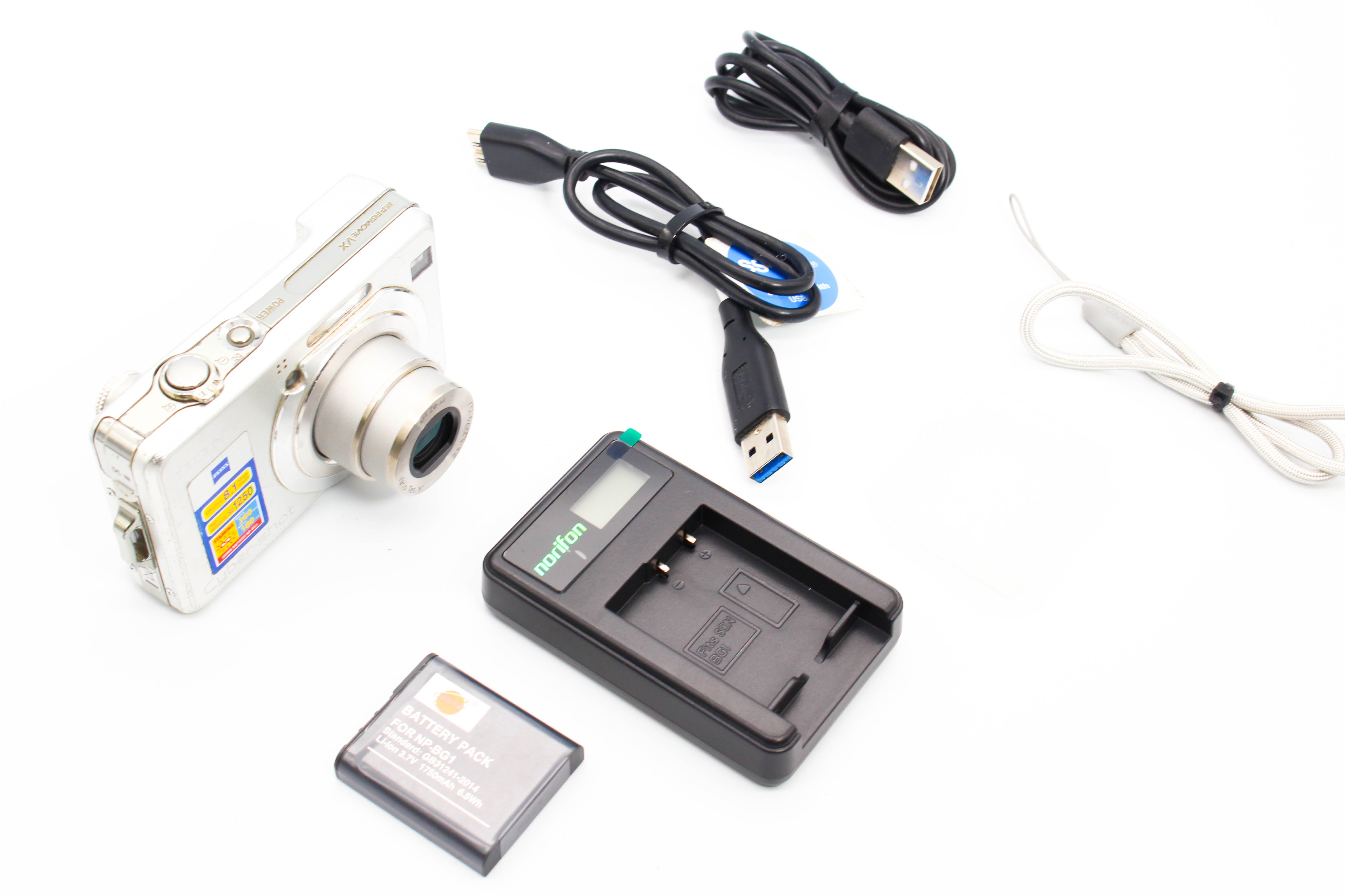 Sony Cybershot DSC-W100 Digital Retro Photo Digital Camera Digicam - Tested Bundle