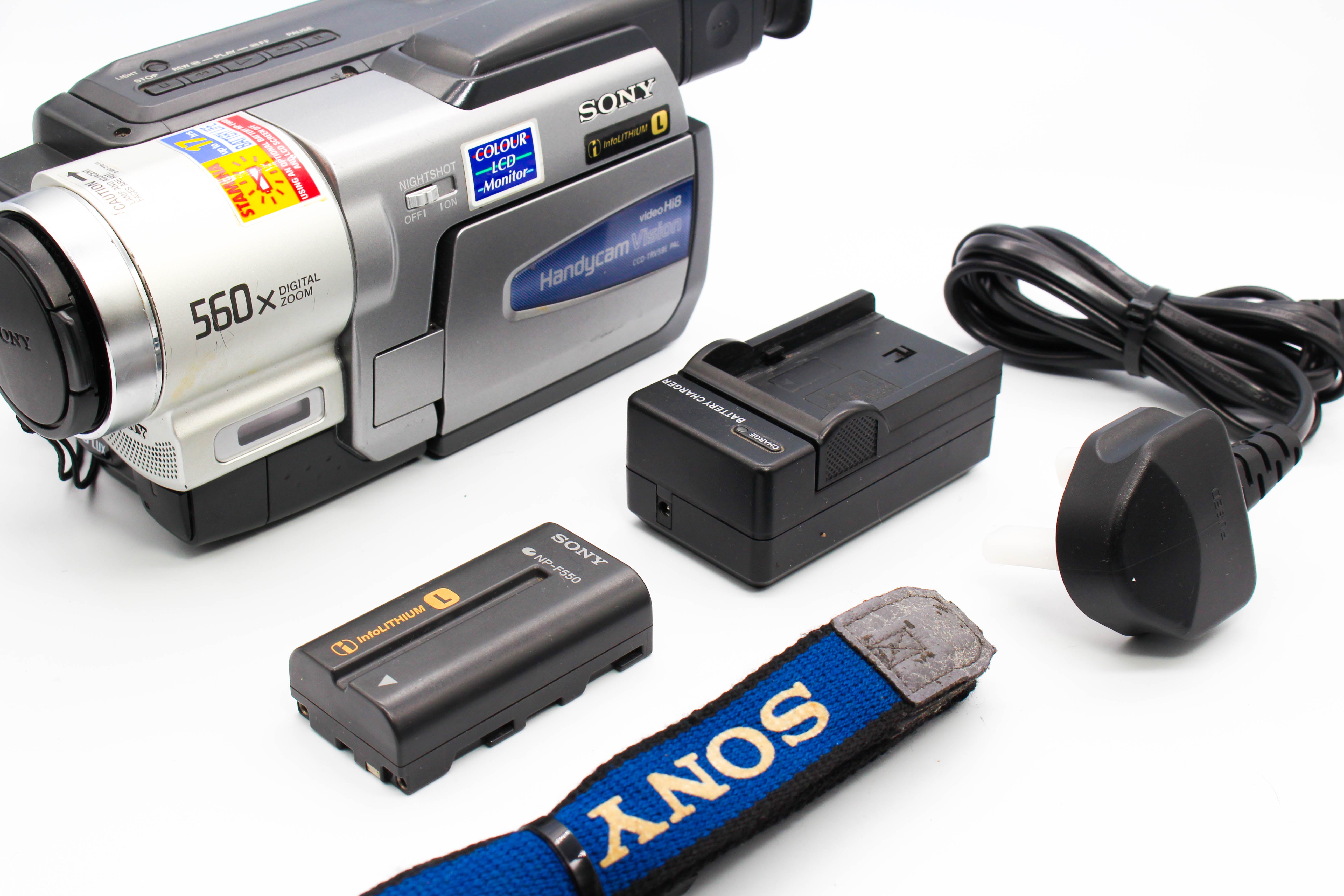 Sony CCD-TRV59E Hi8 Video8 8mm Handycam Camcorder Camera - Tested Bundle Good