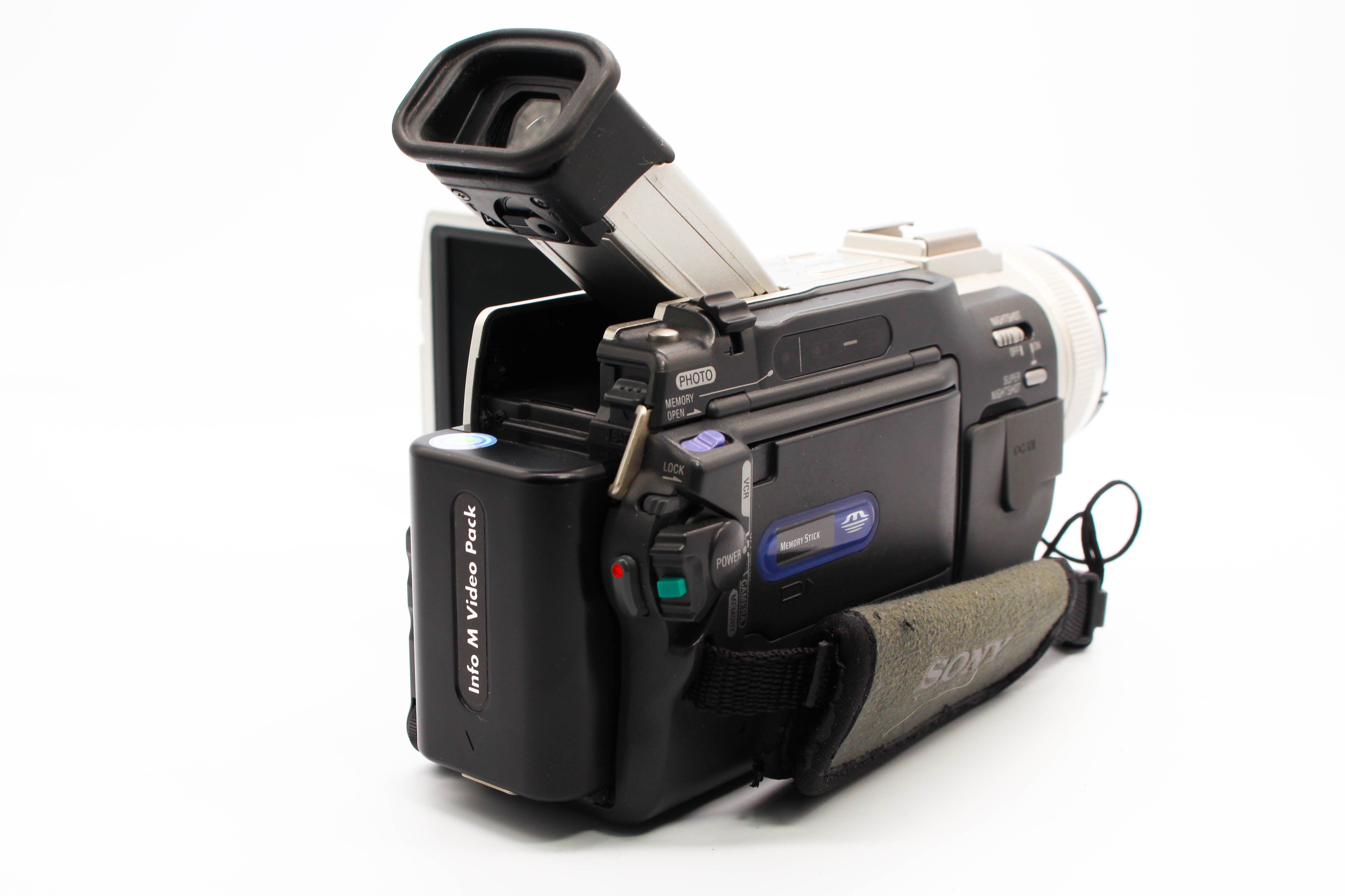 Sony DCR-TRV20E MiniDV Video Handycam Camcorder Camera - Tested Bundle Excellent