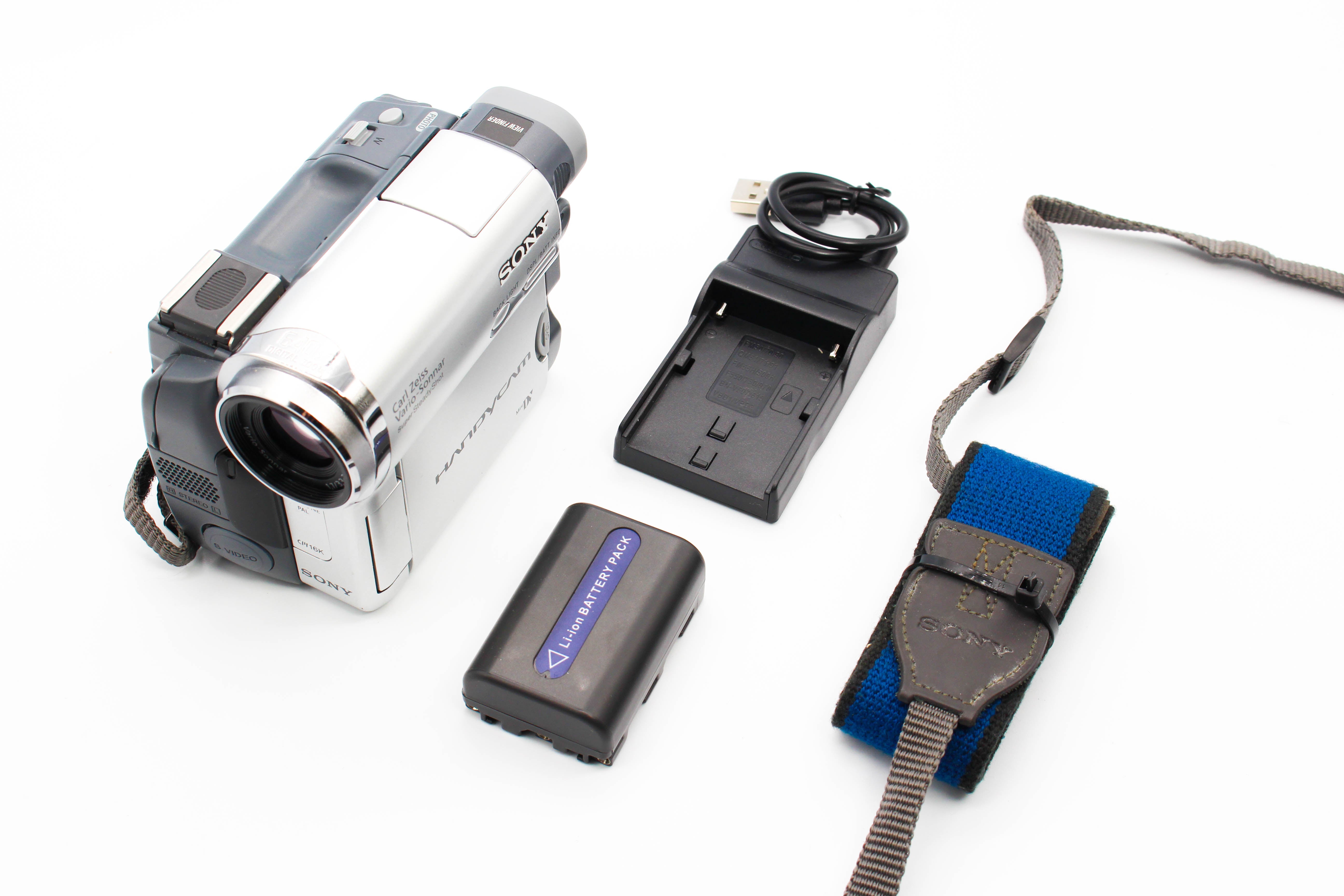 Sony DCR-HC14E MiniDV Digital Video Handycam Camcorder Camera - Tested Bundle Excellent