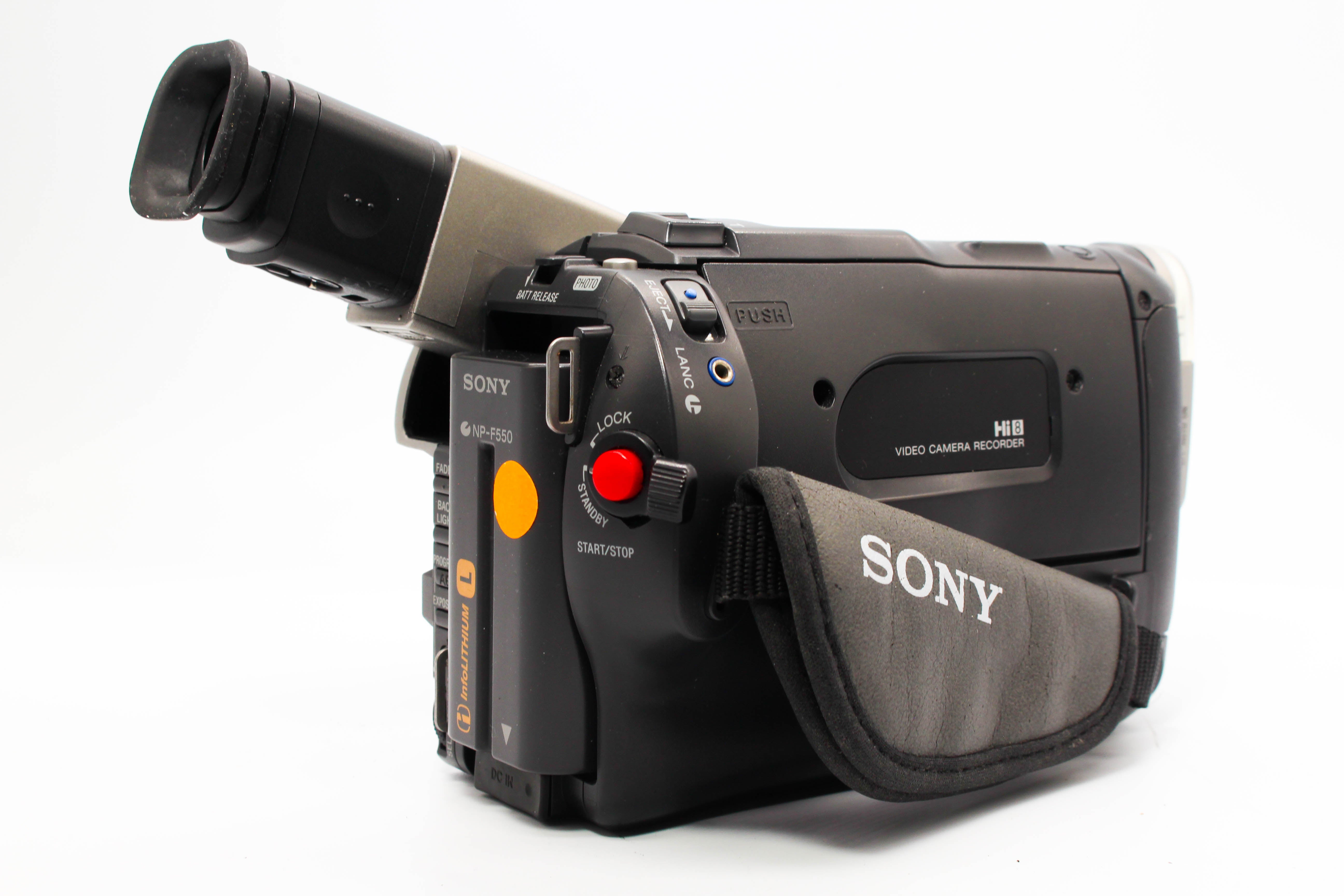 Sony CCD-TRV66E Hi8 8mm Handycam Video Camcorder Camera - Tested Bundle Excellent