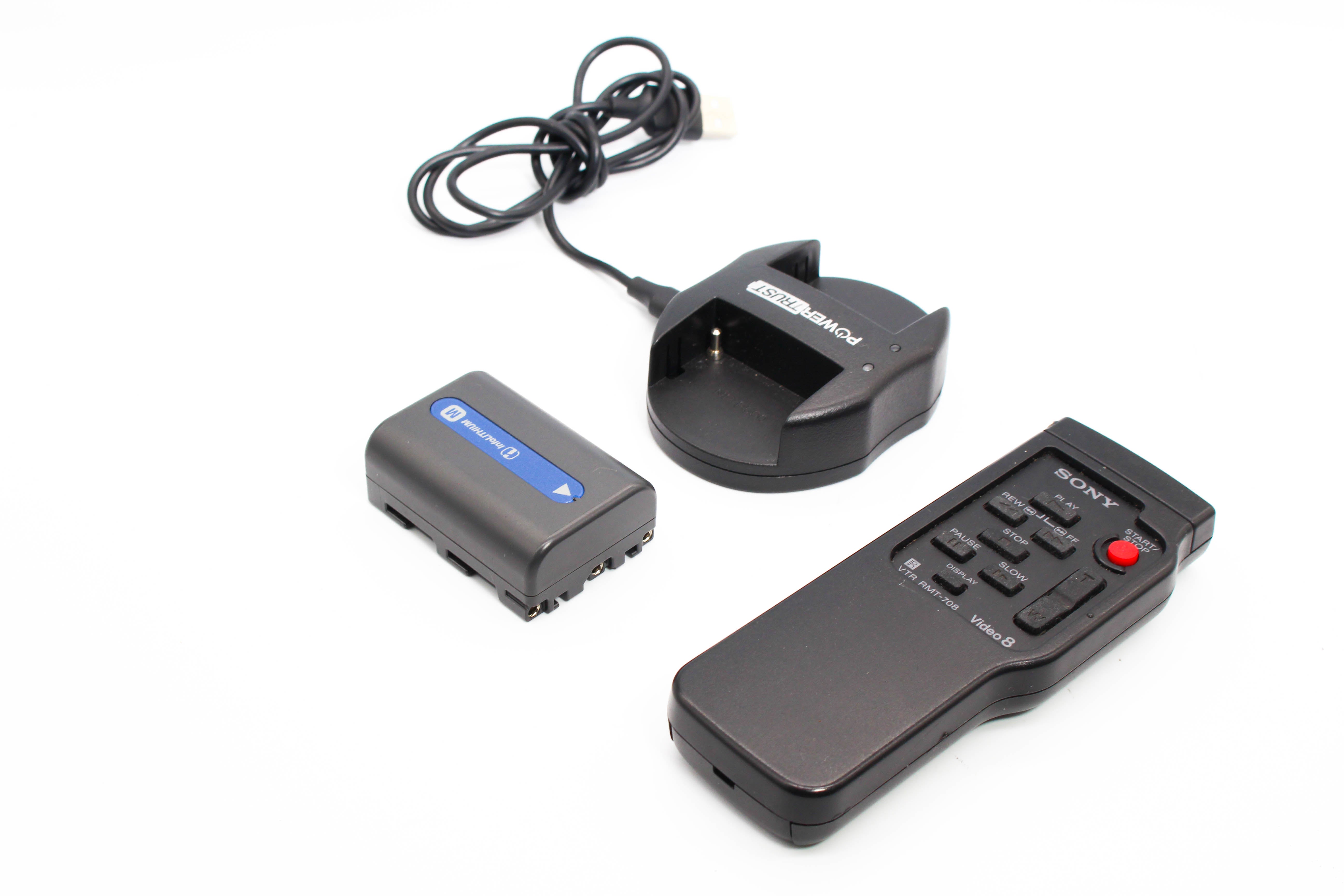 Sony DCR-TRV10 NTSC MiniDV Tape Handycam Camcorder Camera - Tested Bundle