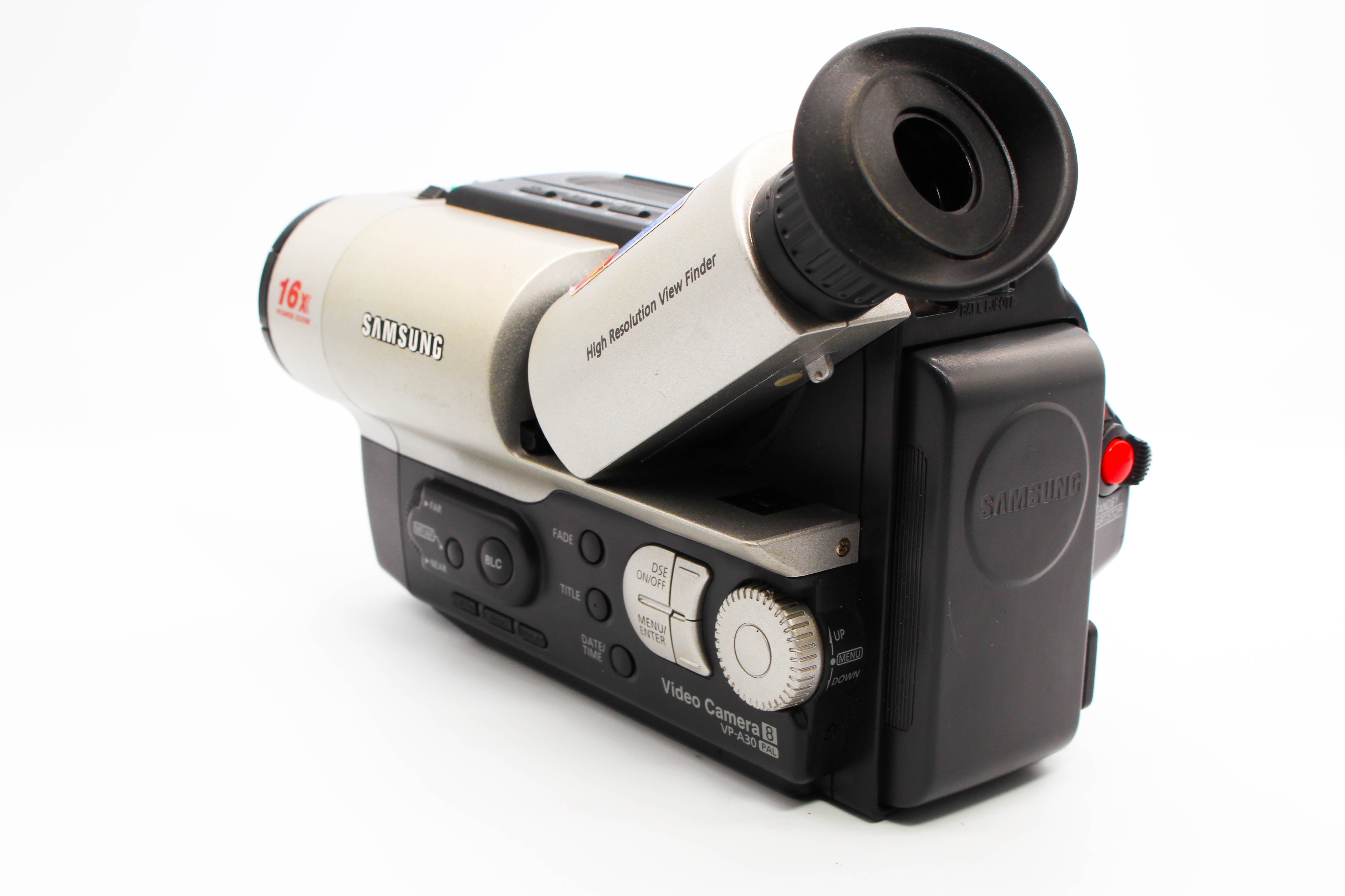 Samsung VP-A30 Video8 8mm Handycam Video Camcorder Camera - Tested Bundle Excellent