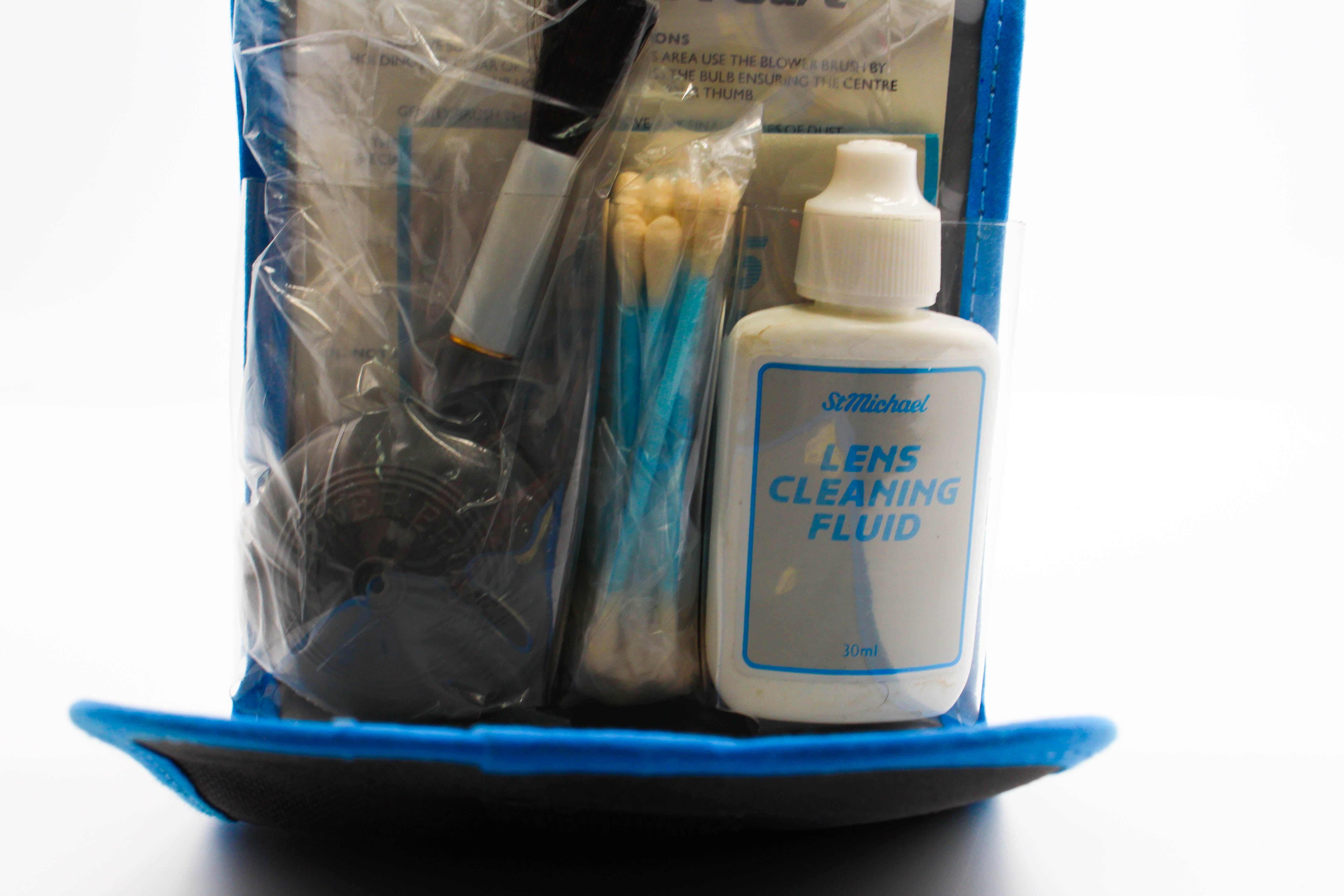 Camera Care Vintage Lens Cleaning Kit For Cameras Camcorders SLR DSLR - Brand New