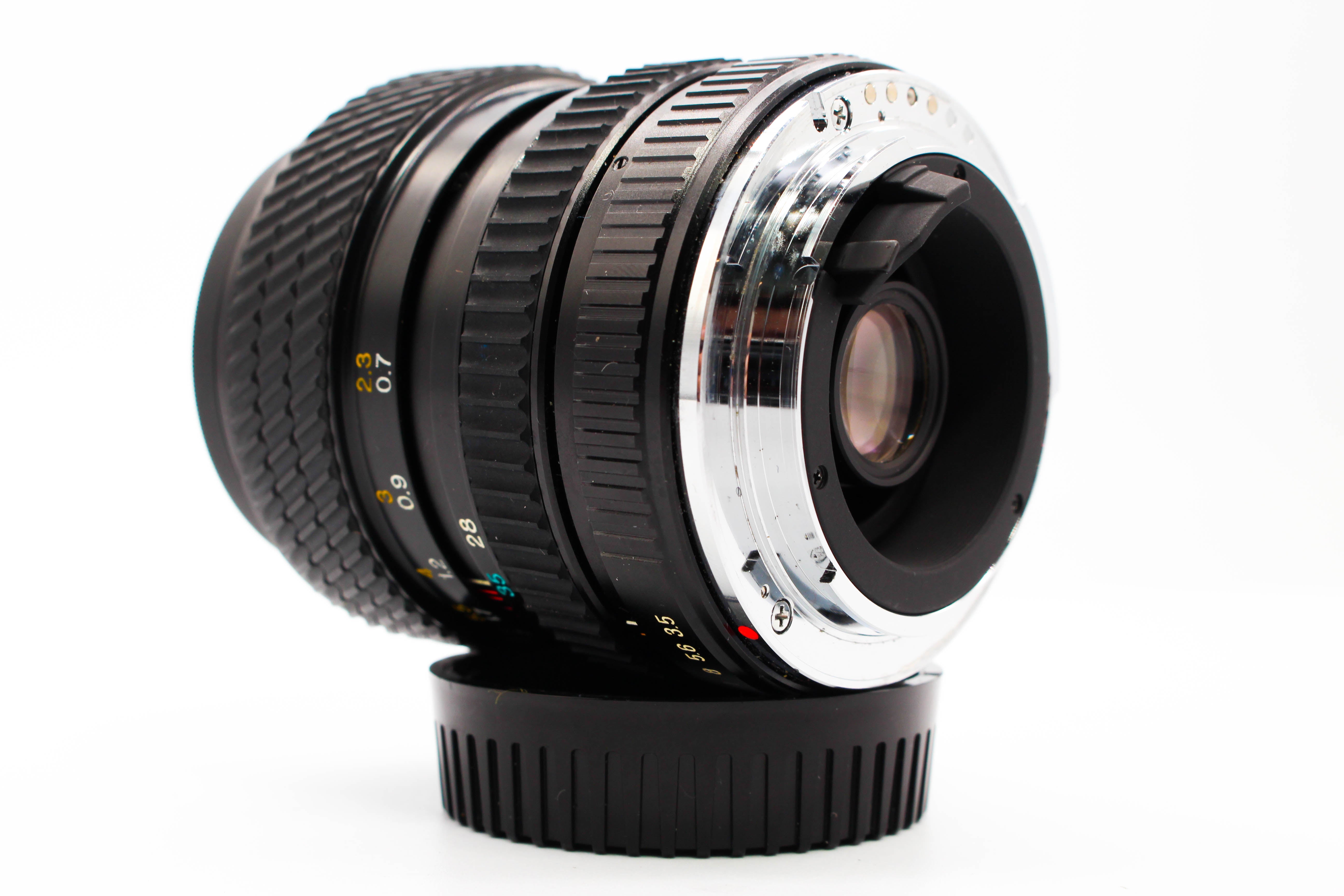 Tokina 28-70mm f/3.5-4.5 SZ-X 270 SD Zoom Lens Pentax K Mount For SLR - Tested Bundle