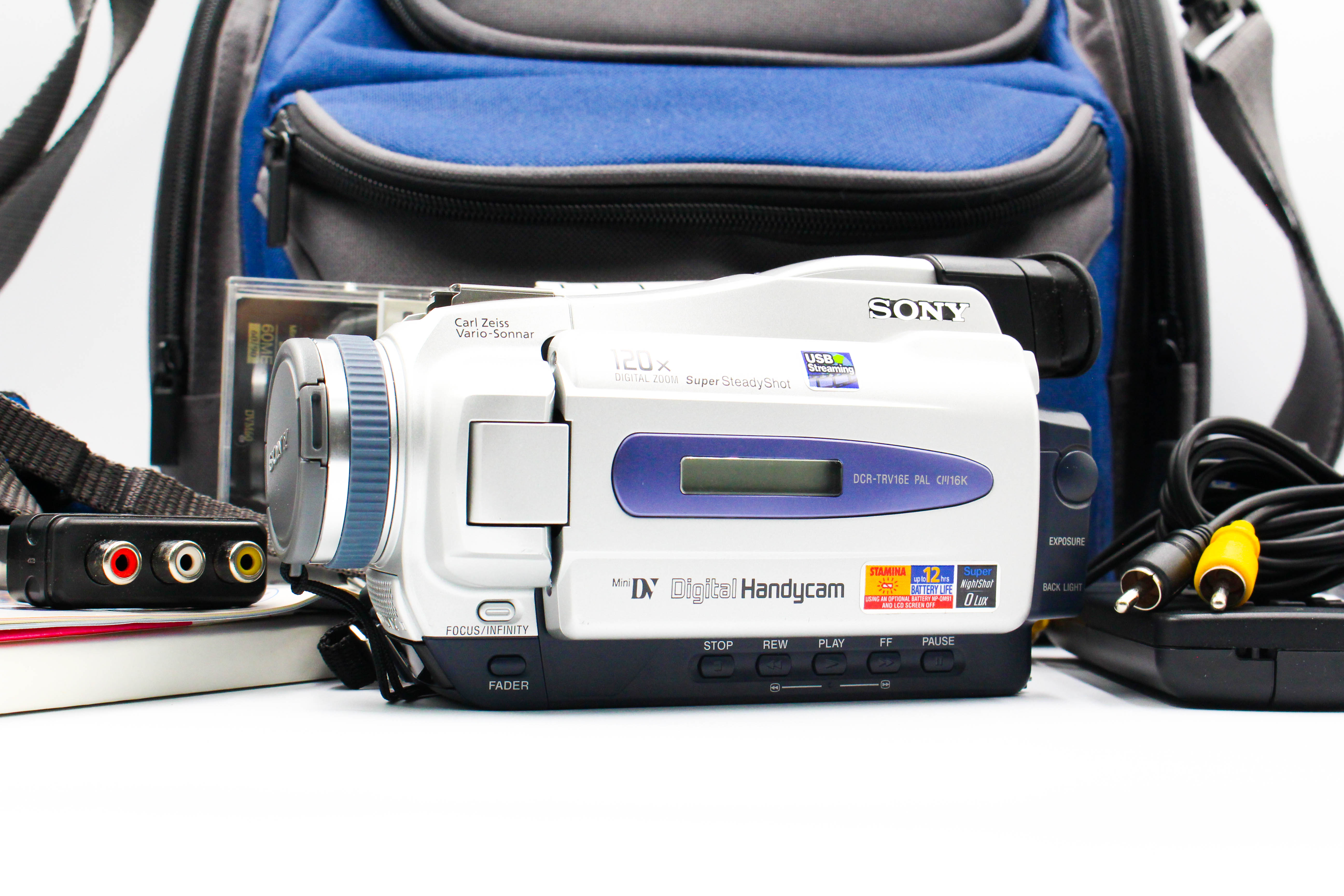 Sony DCR-TRV16E MiniDV Tape Retro Video Camera Camcorder