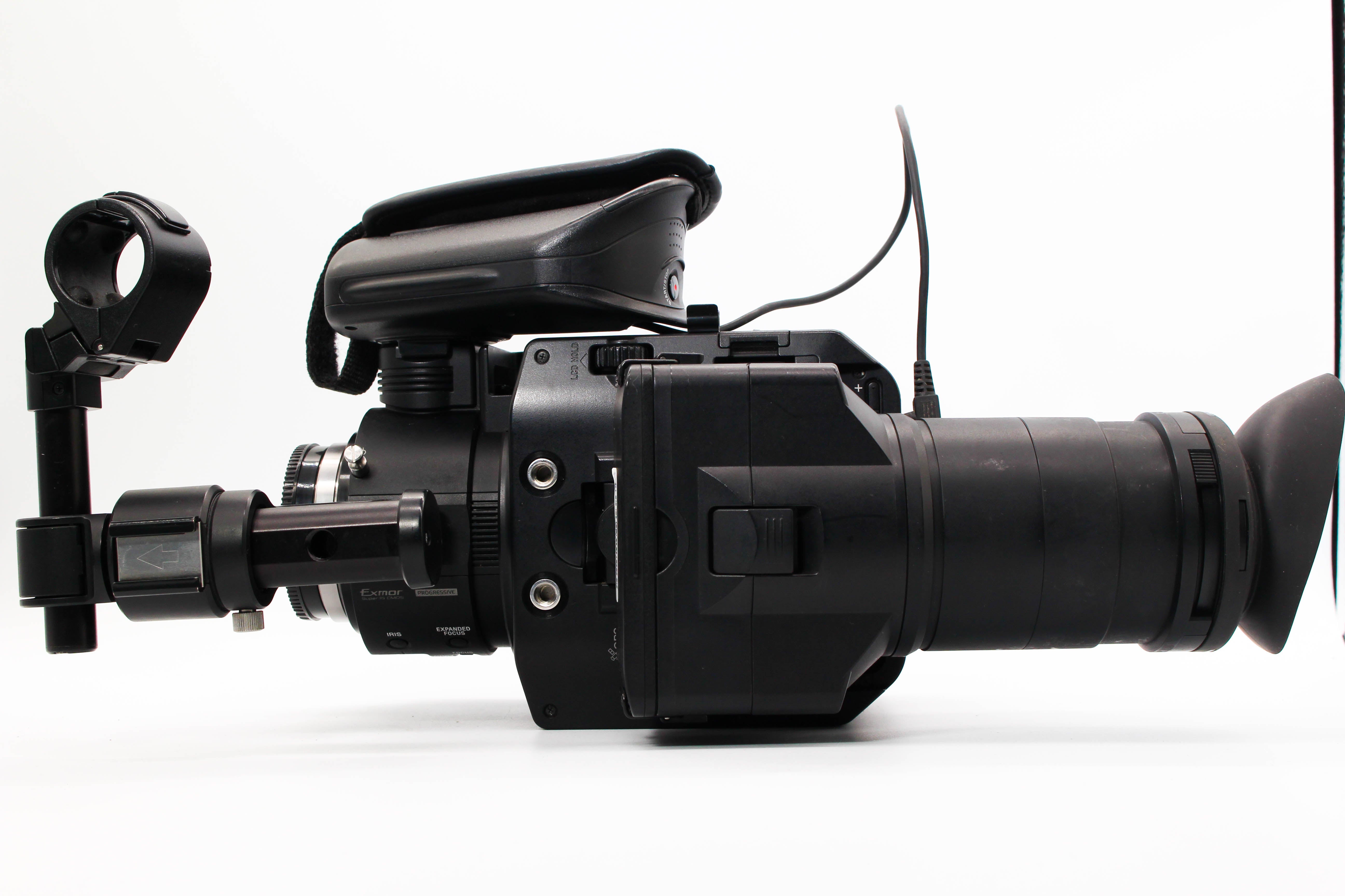 Sony NEX-FS100E 4K Exmor Super 35mm CMOS Sensor Camcorder Camera - Tested Bundle Excellent