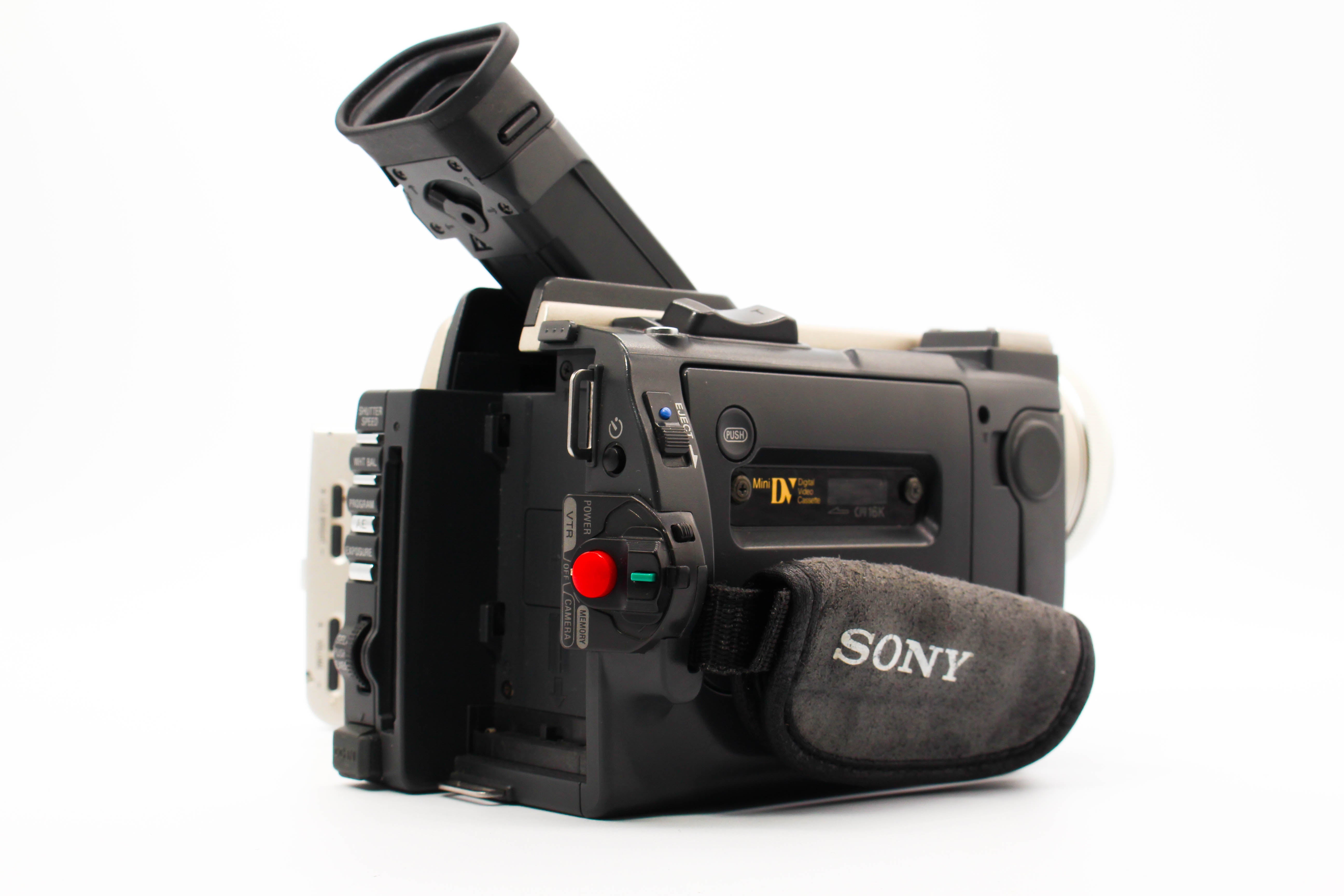 Sony DCR-TRV900E MiniDV Handycam Tape Digital Video Camcorder (Read) - Tested Bundle