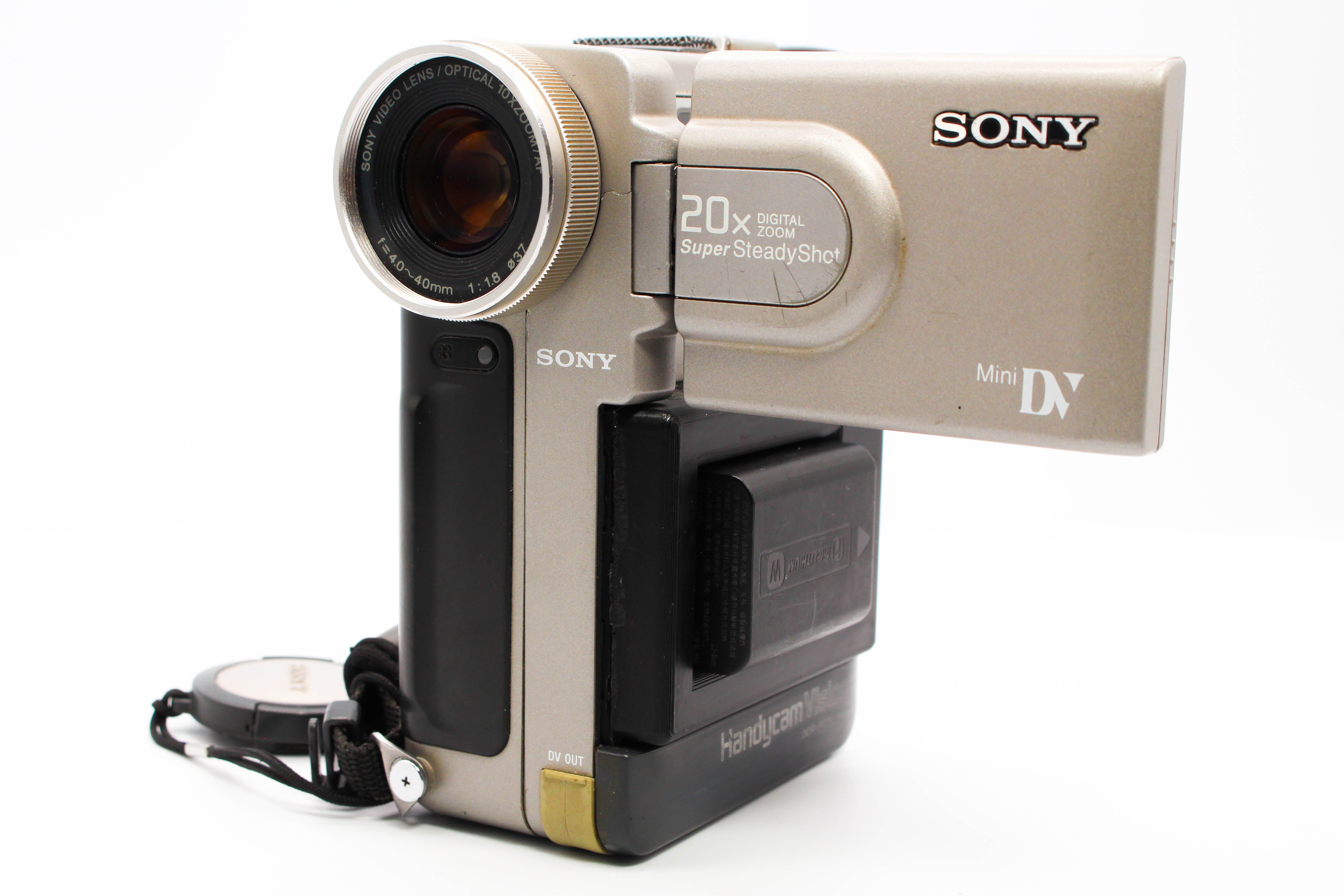 Sony DCR-PC7E MiniDV Digital Video Handycam Camcorder Camera (Read) - Tested Bundle