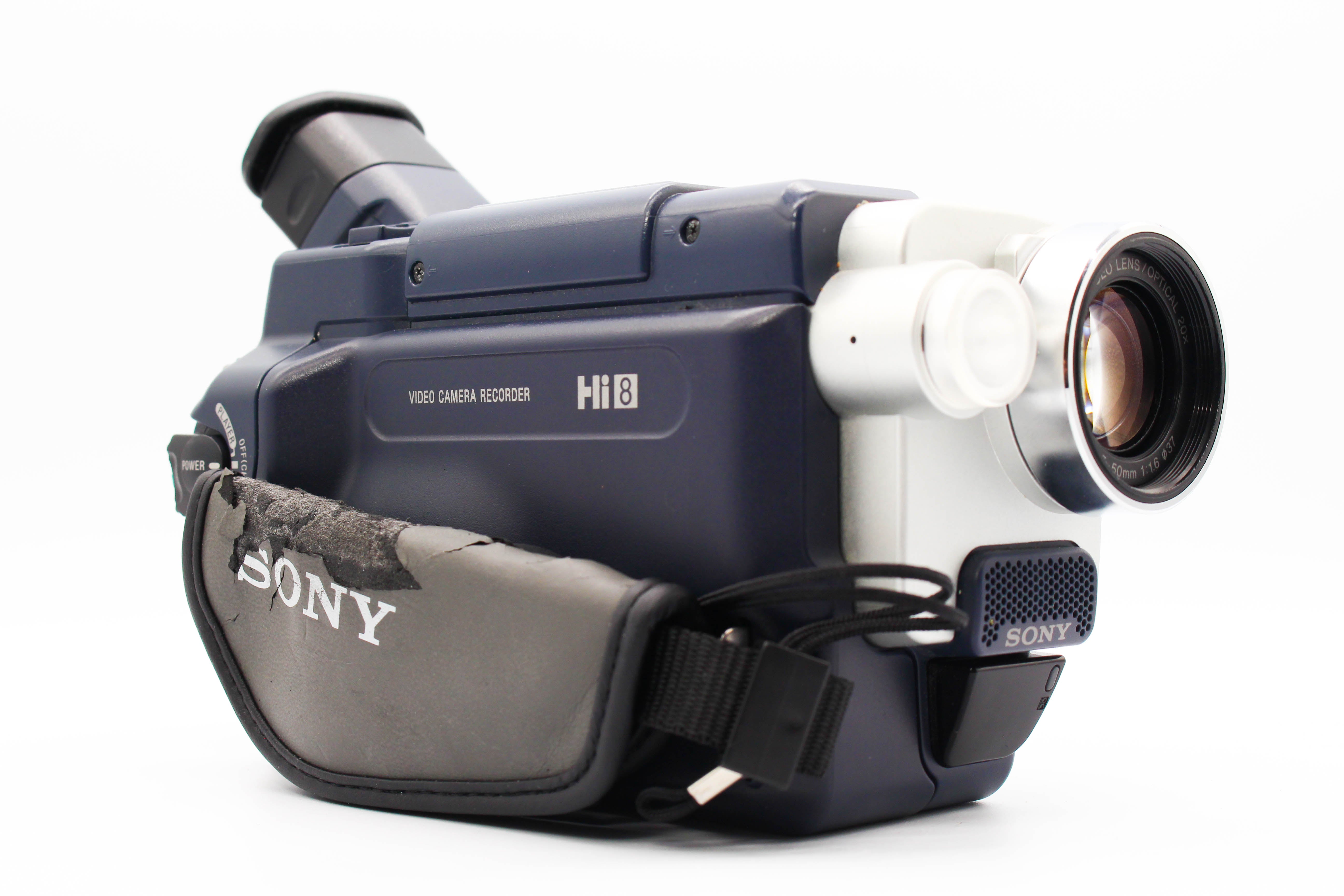 Sony CCD-TRV218E Hi8 Analog Camcorder Handycam Video Camera - Tested Bundle Good