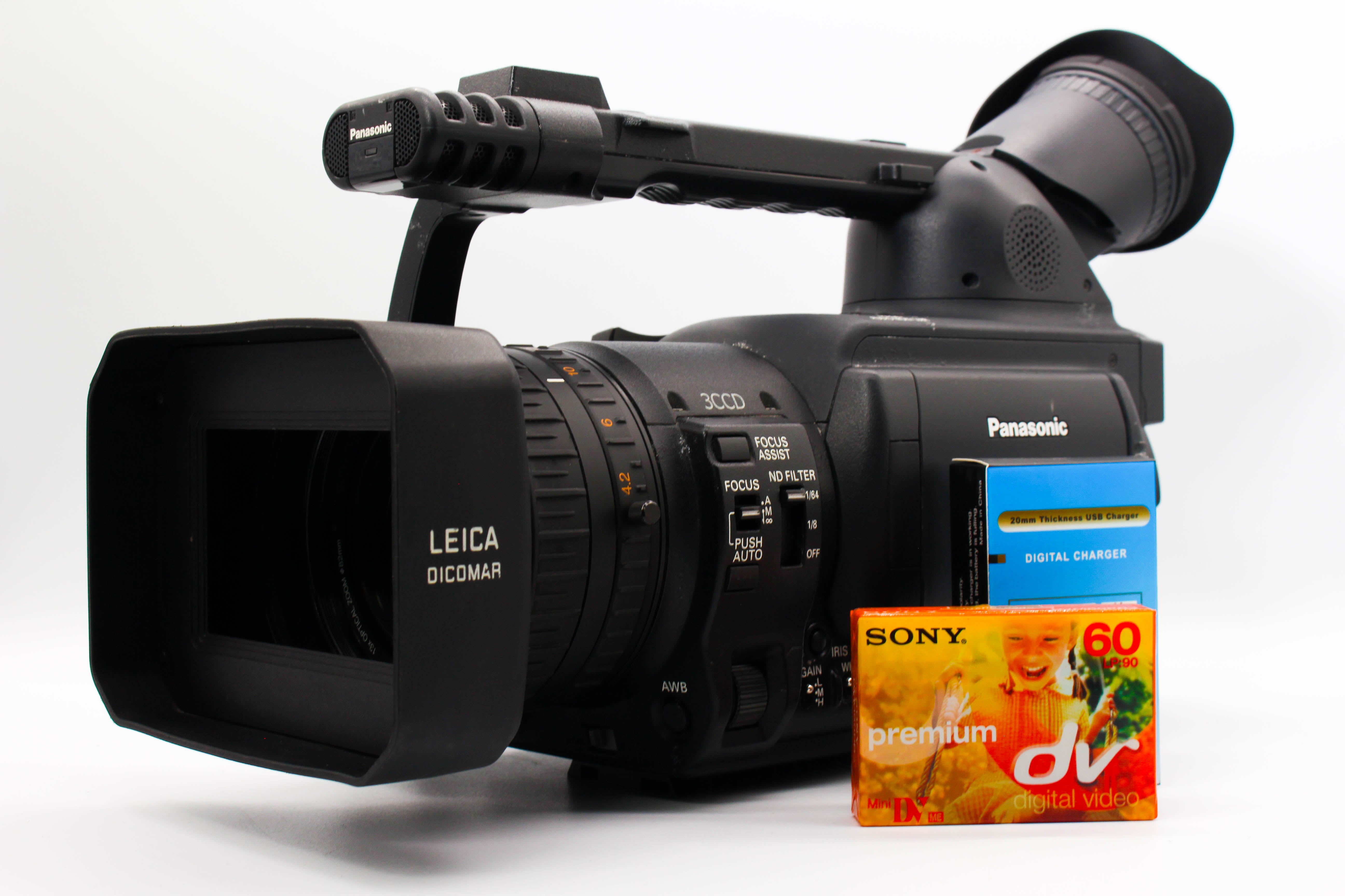 Panasonic AG-HVX200E MiniDV Digital Video Camera Camcorder - Tested Bundle Good