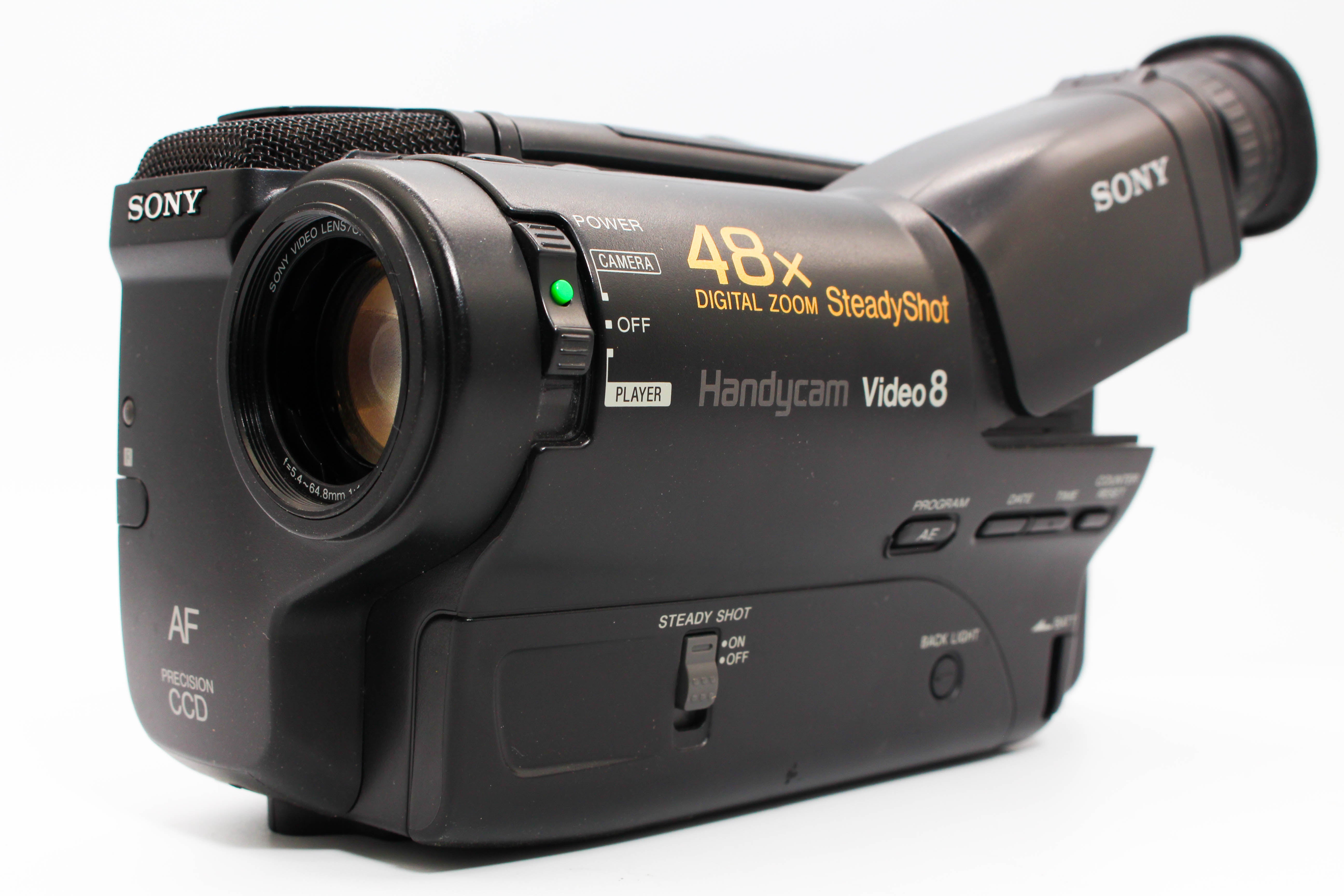 Sony CCD-TR550E Video8 8mm Handycam Video Camcorder Camera - Tested Bundle Excellent