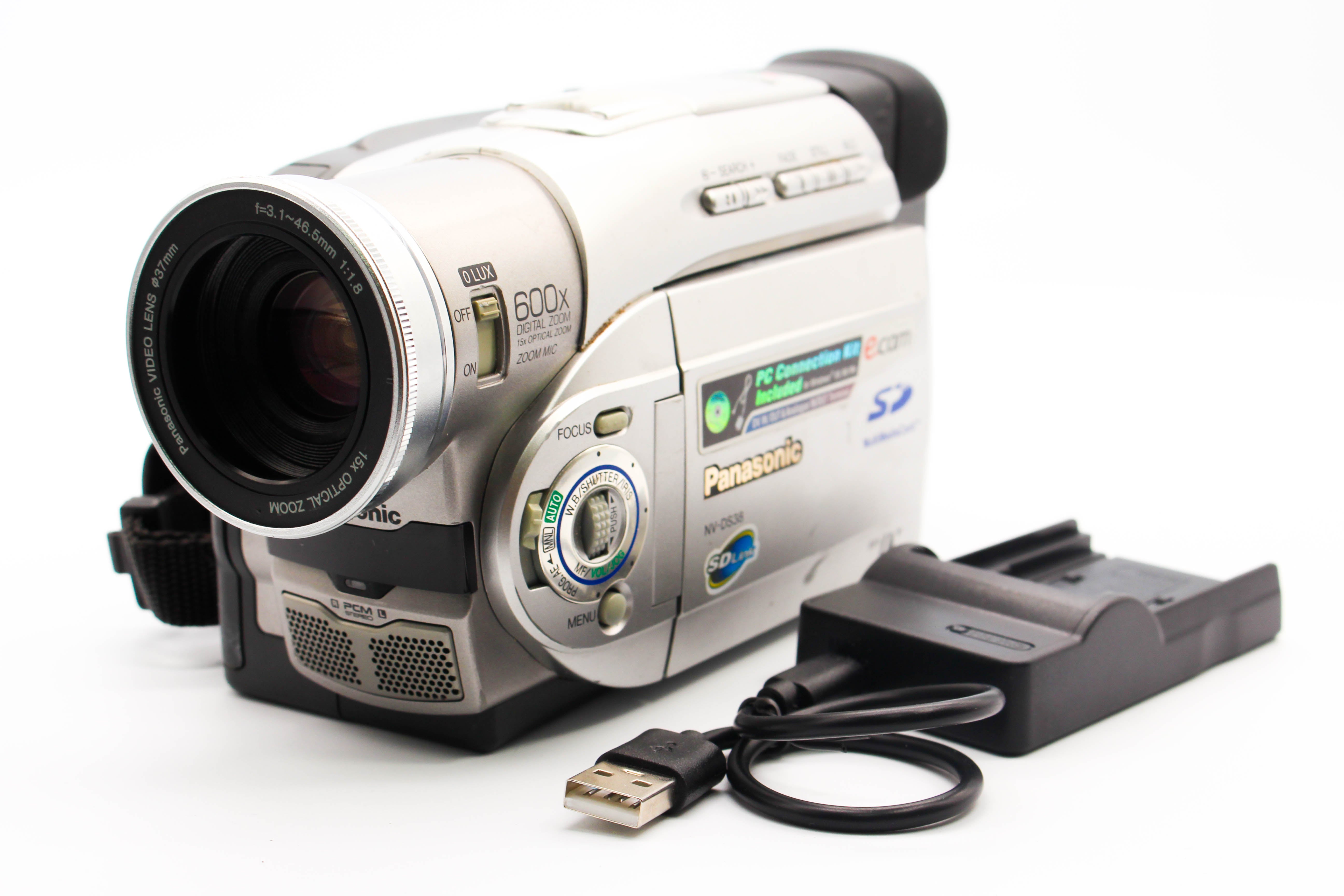 Panasonic NV-DS38B MiniDV Video Handycam Camcorder Camera - Tested Bundle