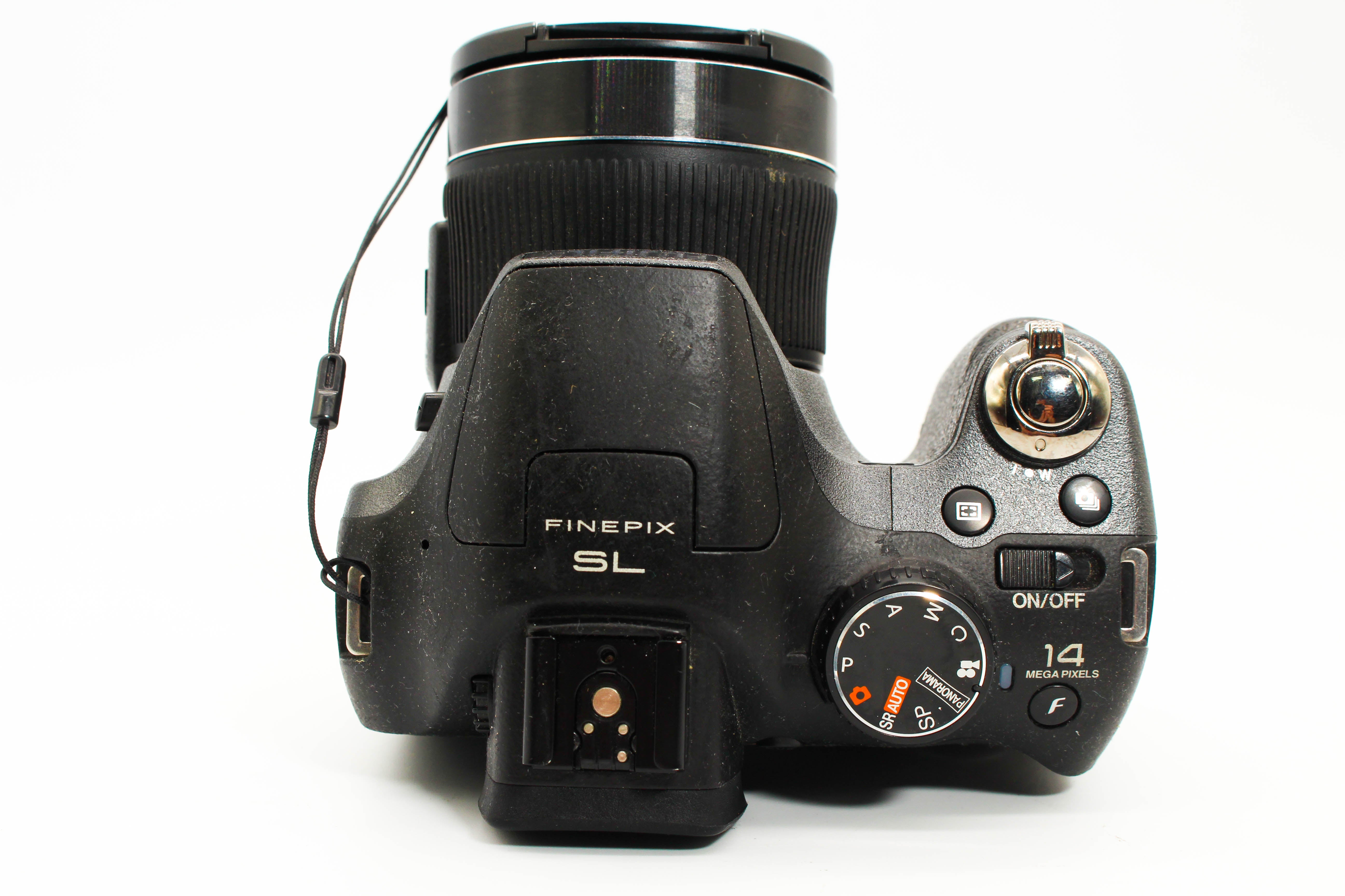 FujiFilm FinePix SL240 Digital Retro Photo Video Camera Digicam - Tested Bundle