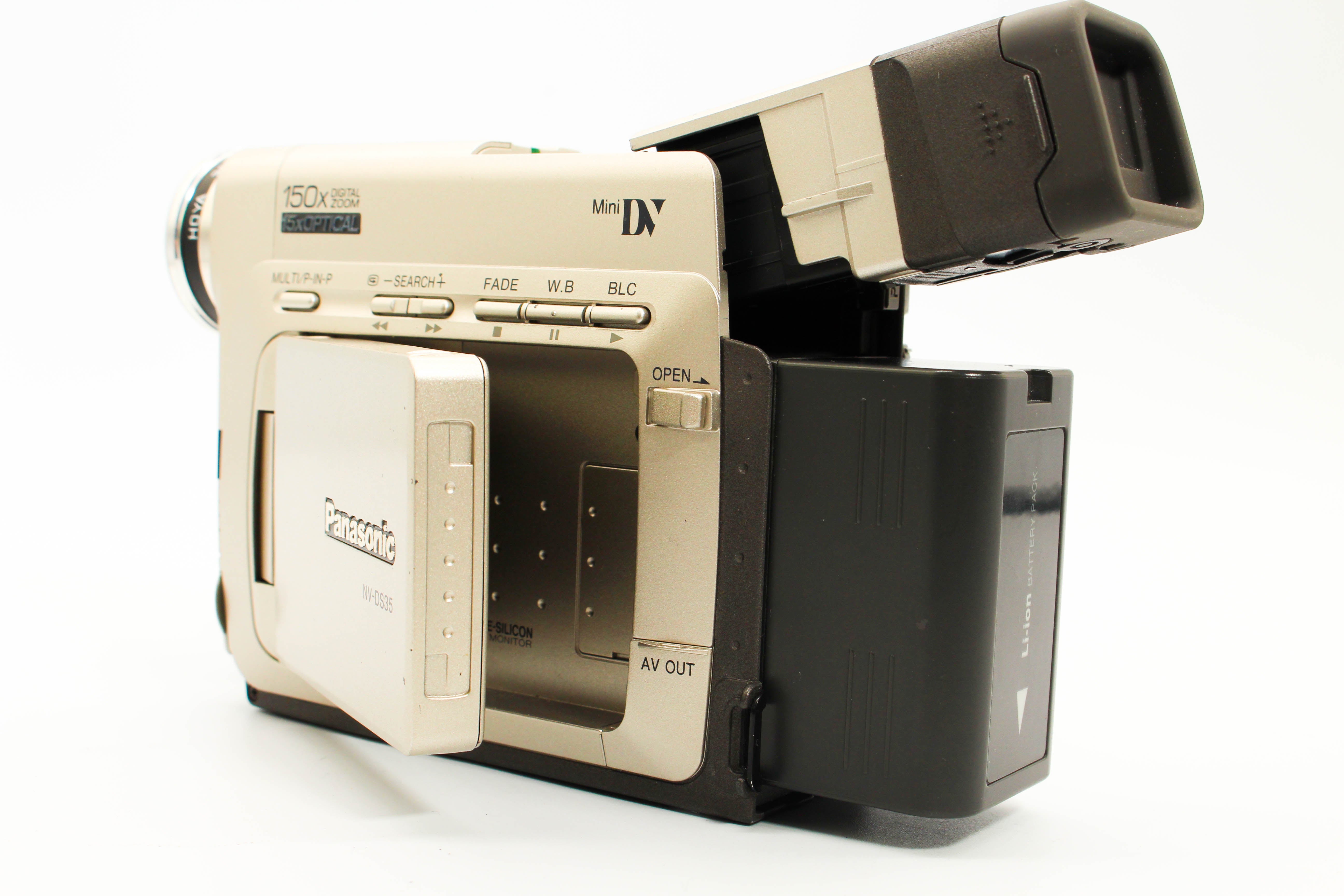 Panasonic NV-DS35B MiniDV Digital Video Handycam Camcorder Camera - Tested Bundle Excellent