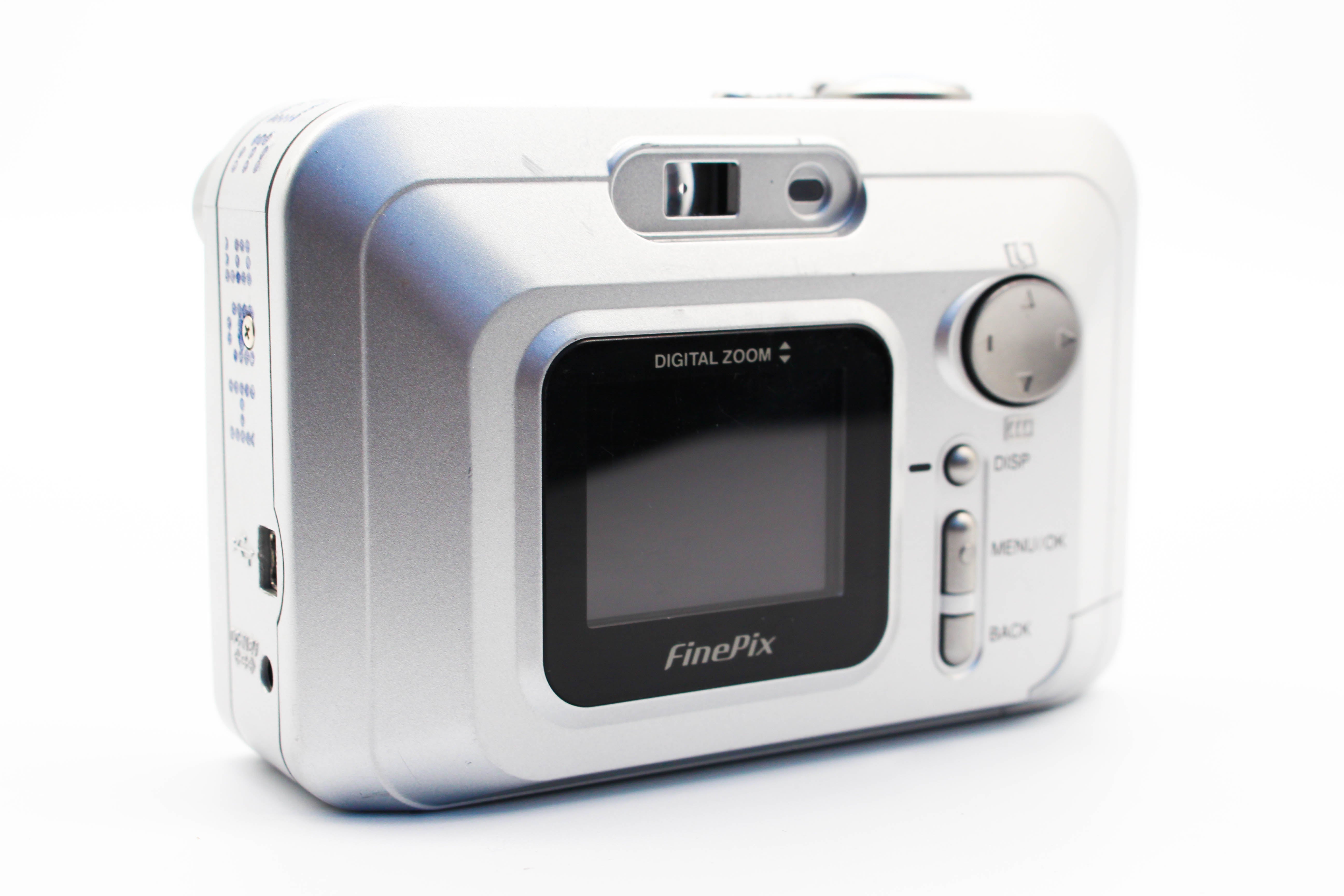 FujiFilm FinePix A202 xD Picture Card Compact Digital Photo Video Retro Camera Digicam - Tested Bundle Excellent