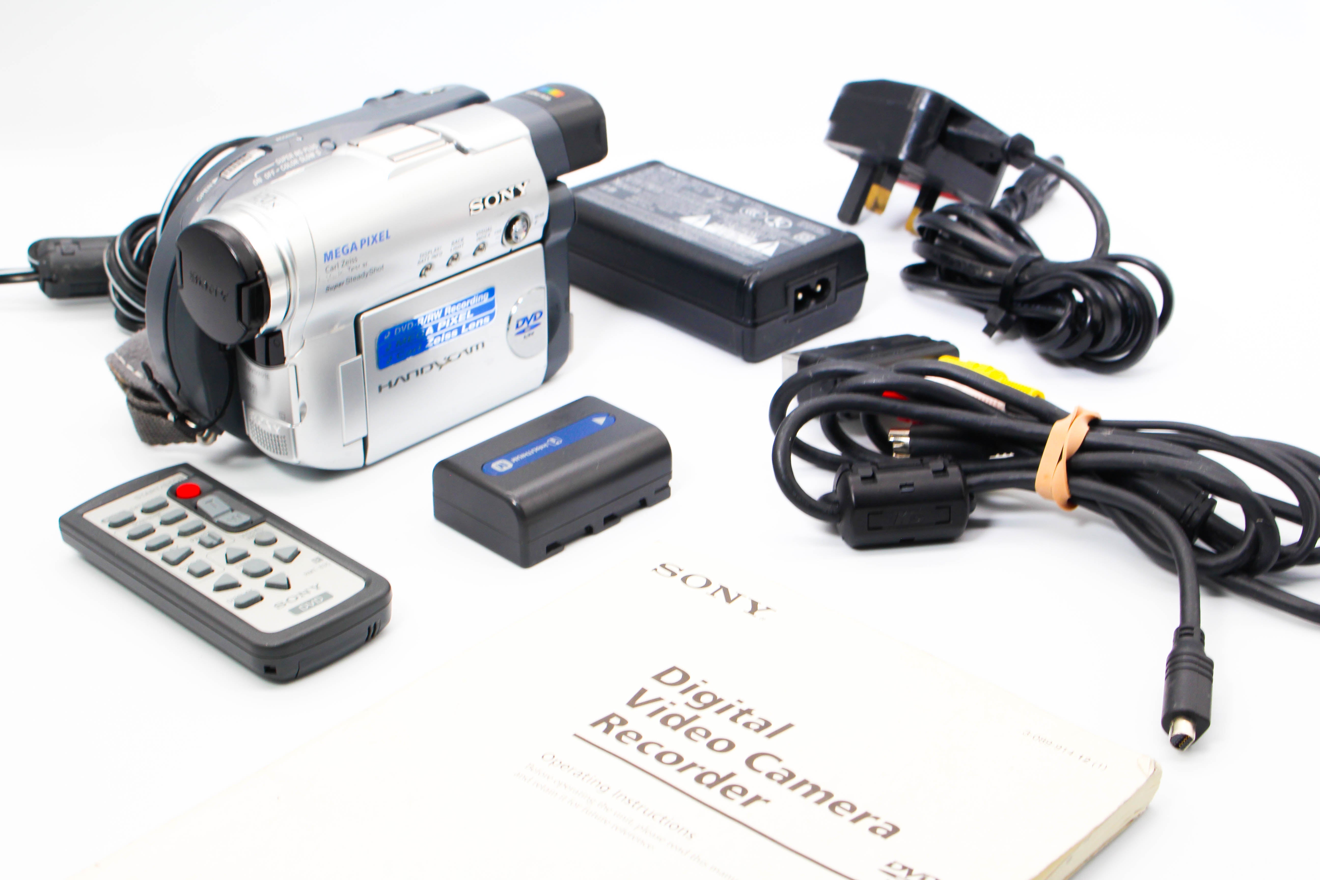 Sony DCR-DVD201E DVD Retro Handycam Digital Video Camcorder - Tested Bundle Excellent
