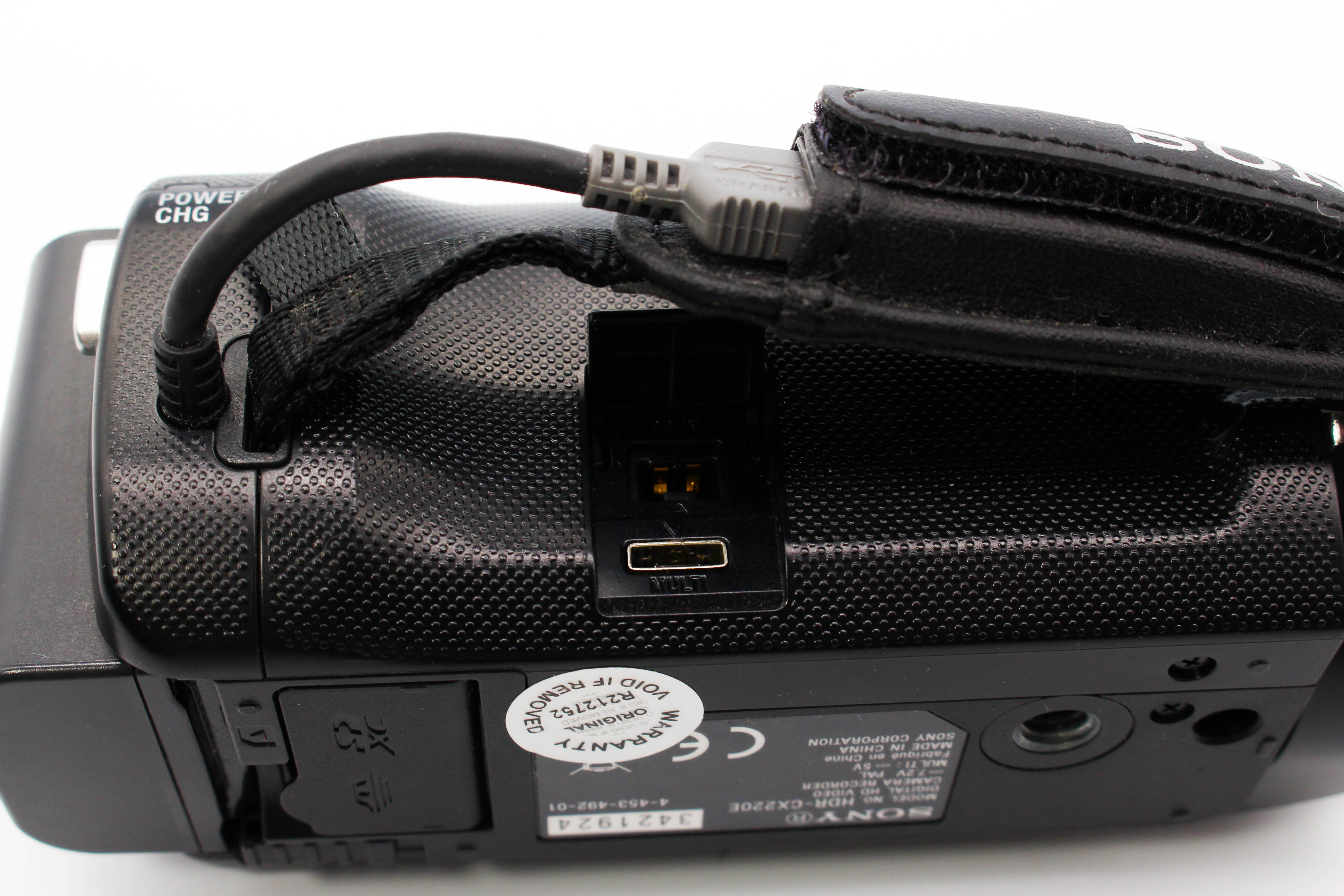 Sony HDR-CX220 HD SD Card Digital Video Camcorder - Tested Bundle Excellent