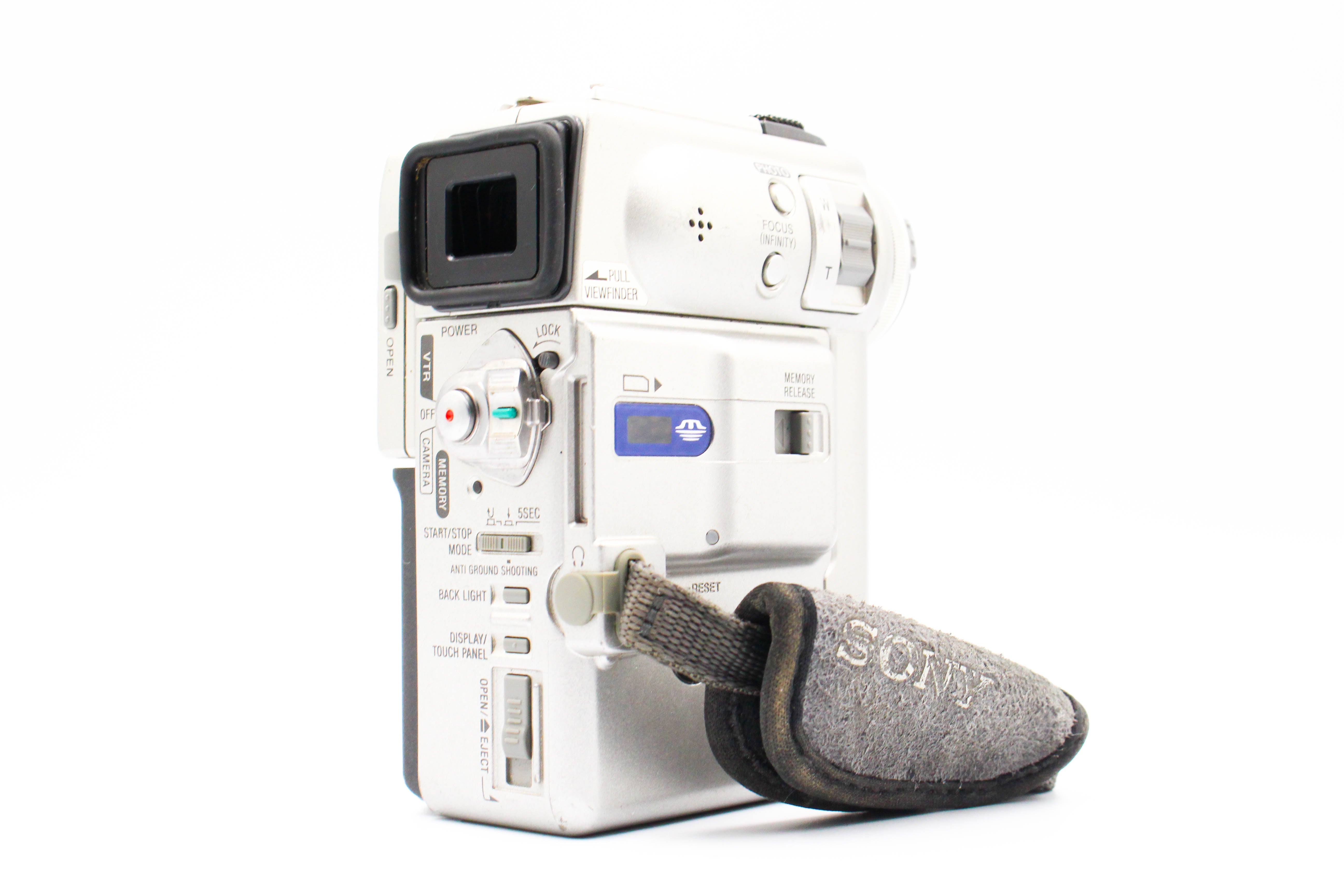 Sony DCR-PC3 NTSC MiniDV Handycam Camcorder Digital Video Camera - Tested Bundle Excellent