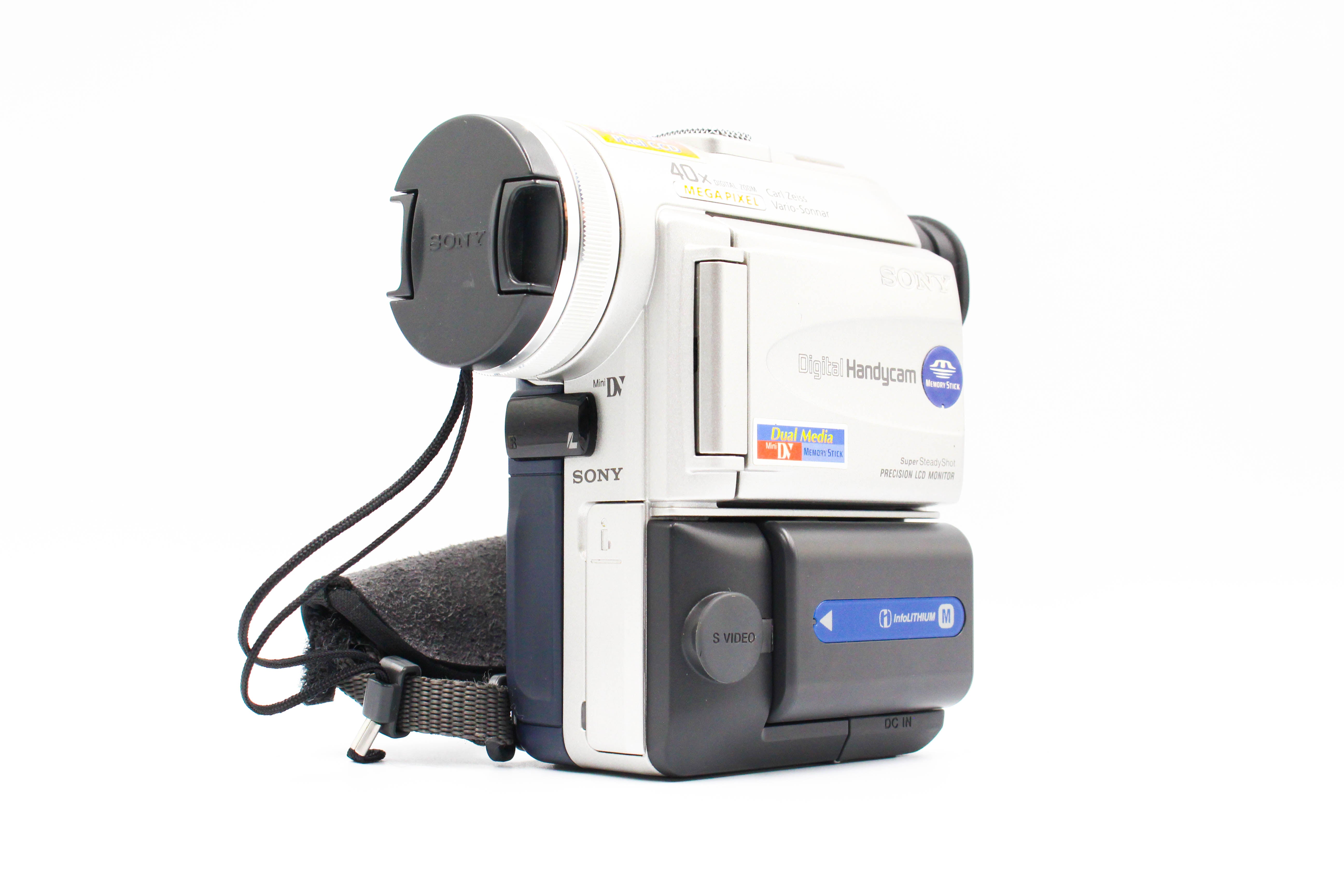 Sony DCR-PC100E MiniDV Tape Camcorder Digital Video Camera