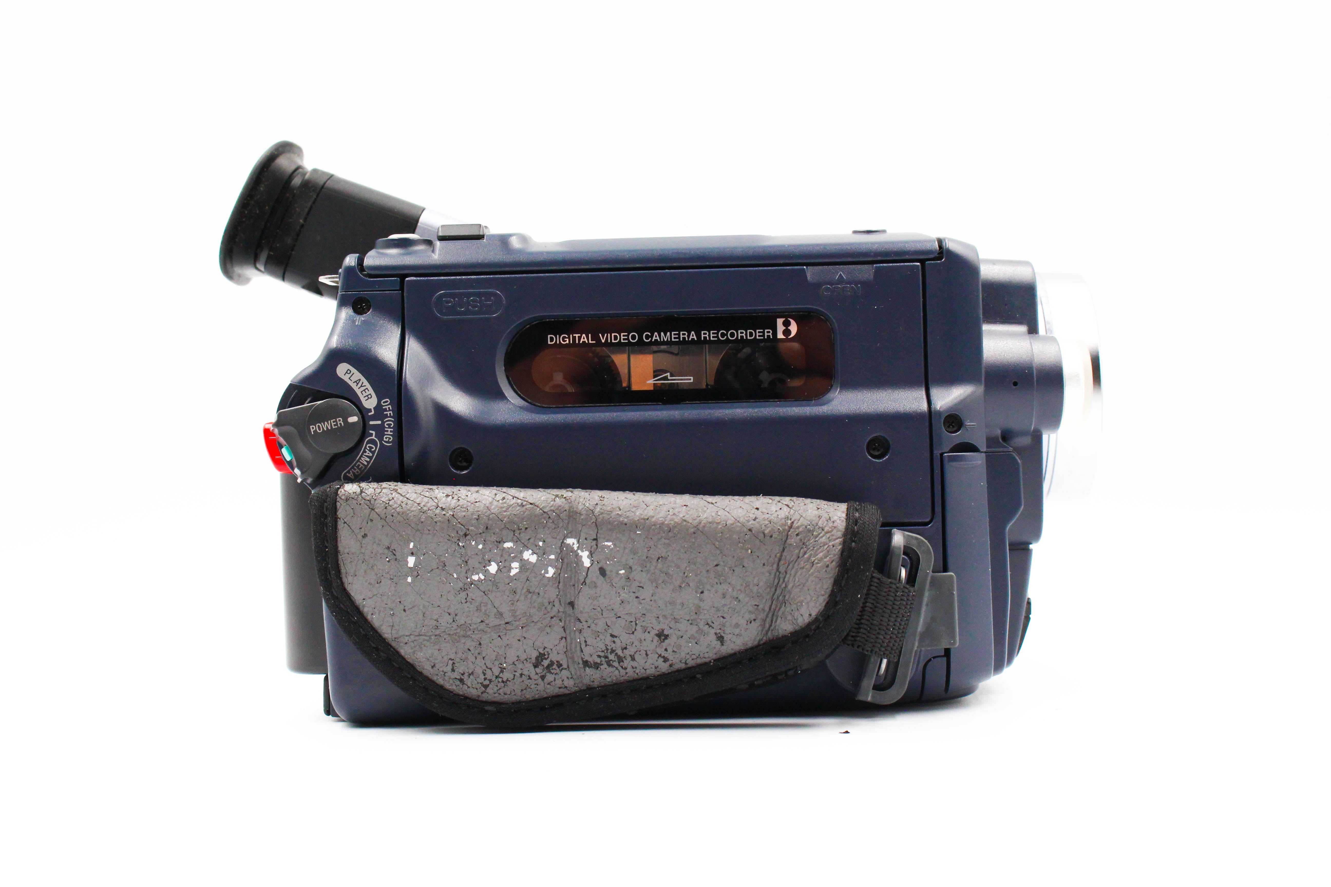 Sony DCR-TRV140E Digital8 Camcorder Digital Video Camera