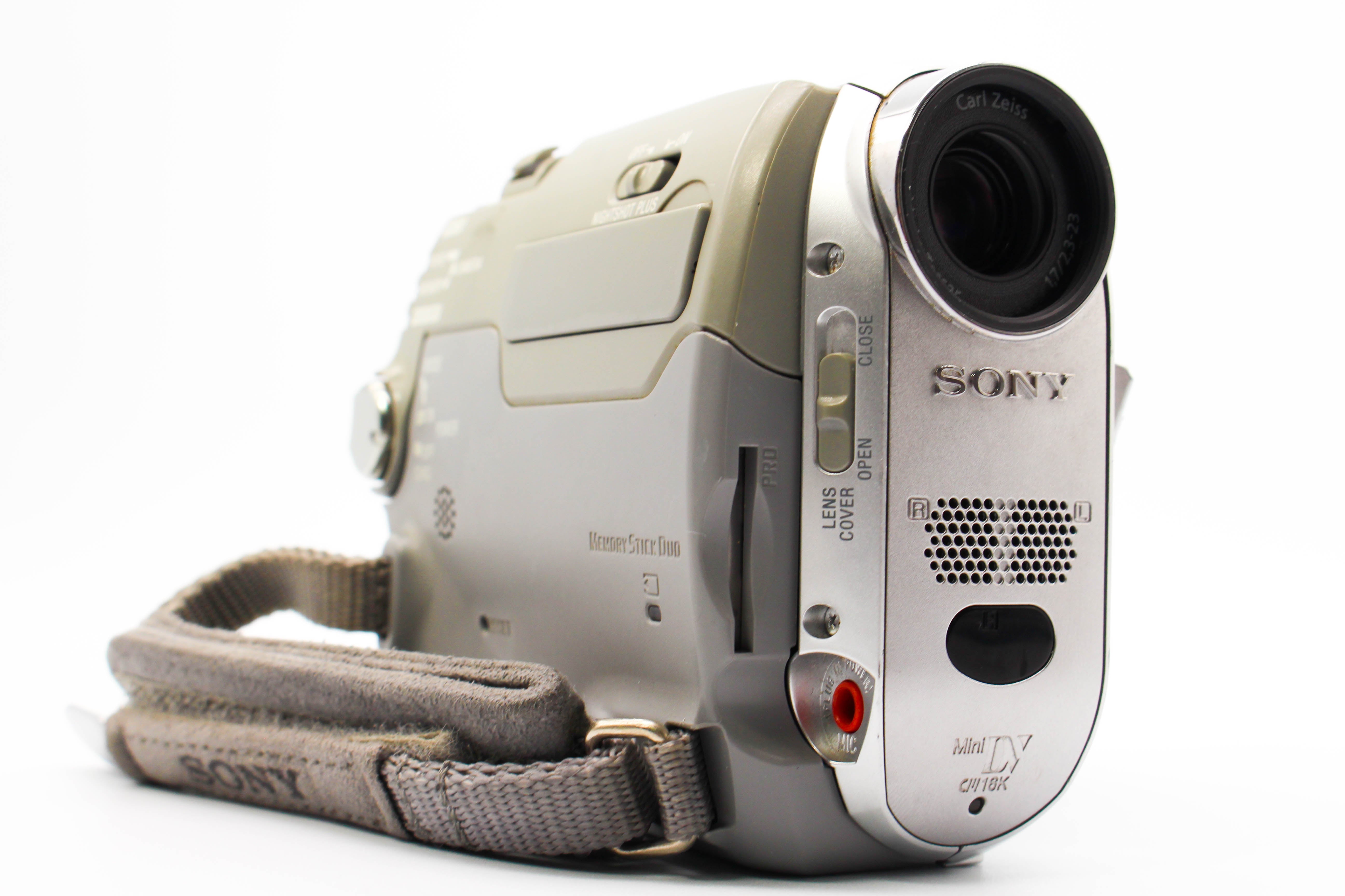 Sony DCR-HC30E MiniDV Video Handycam Camcorder Camera - Tested Bundle