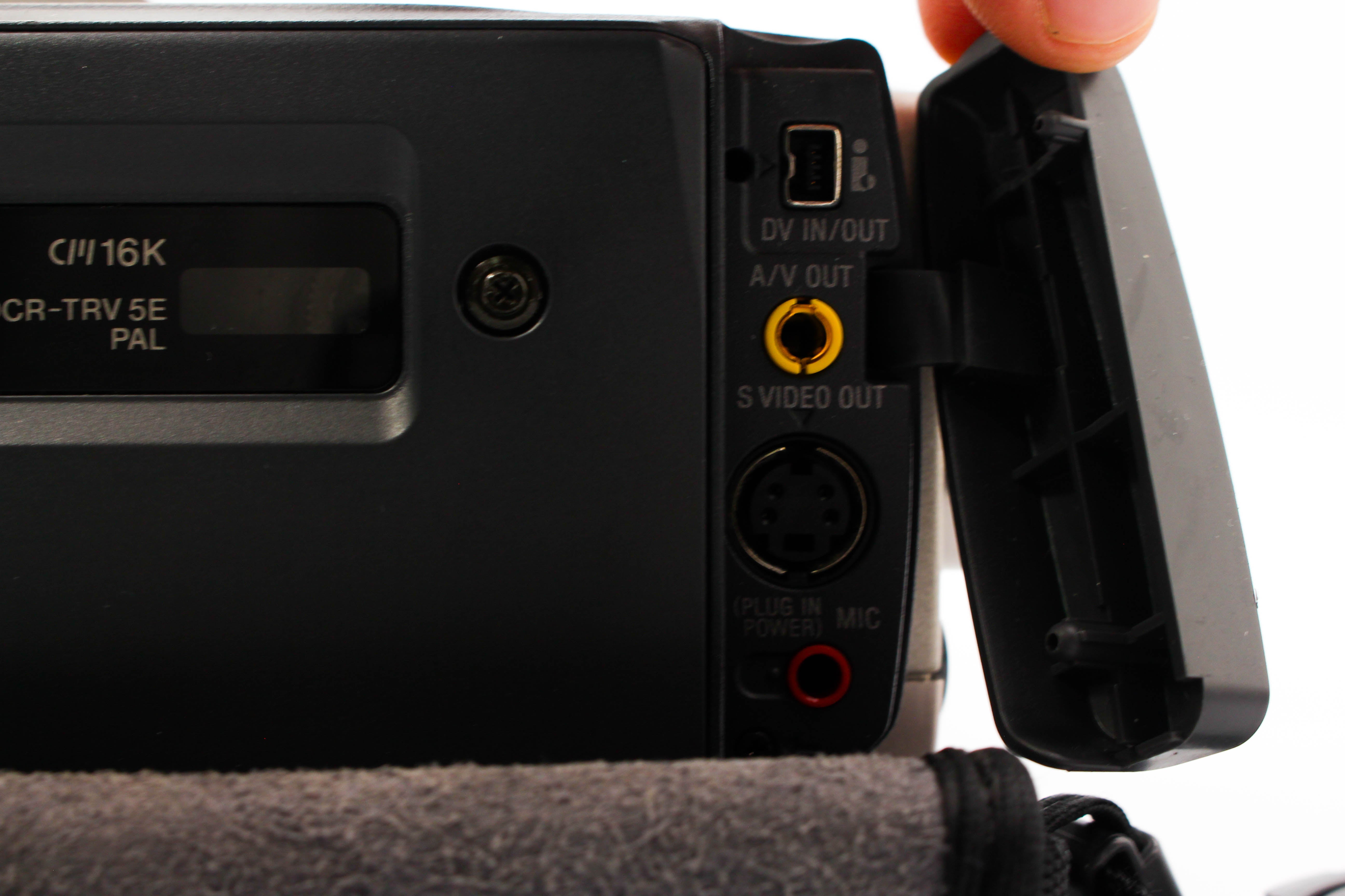 Sony DCR-TRV5E MiniDV Video Handycam Camcorder Camera - Tested Bundle Excellent Very Rare