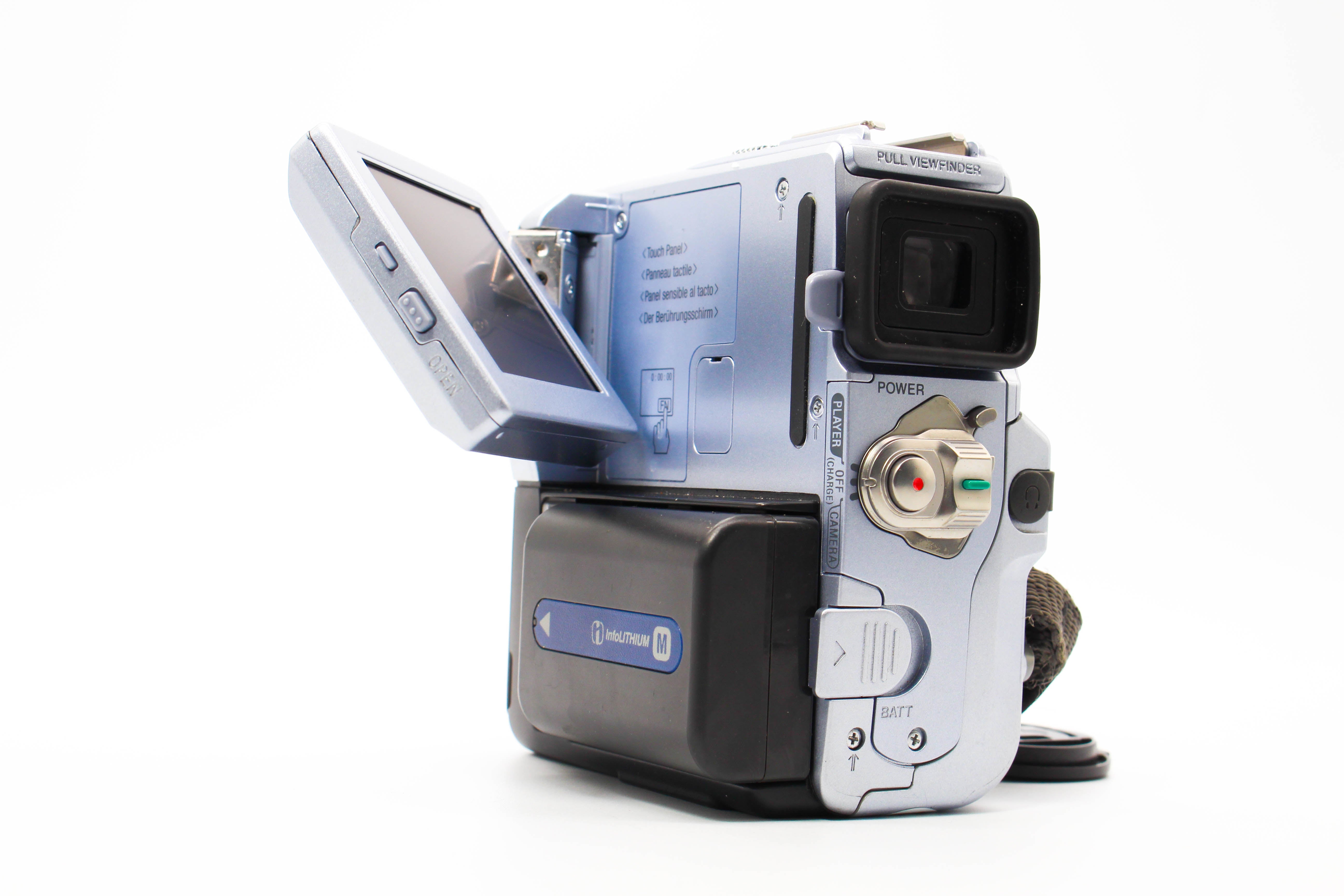 Sony DCR-PC6E MiniDV Video Handycam Camcorder Camera - Tested Bundle Excellent