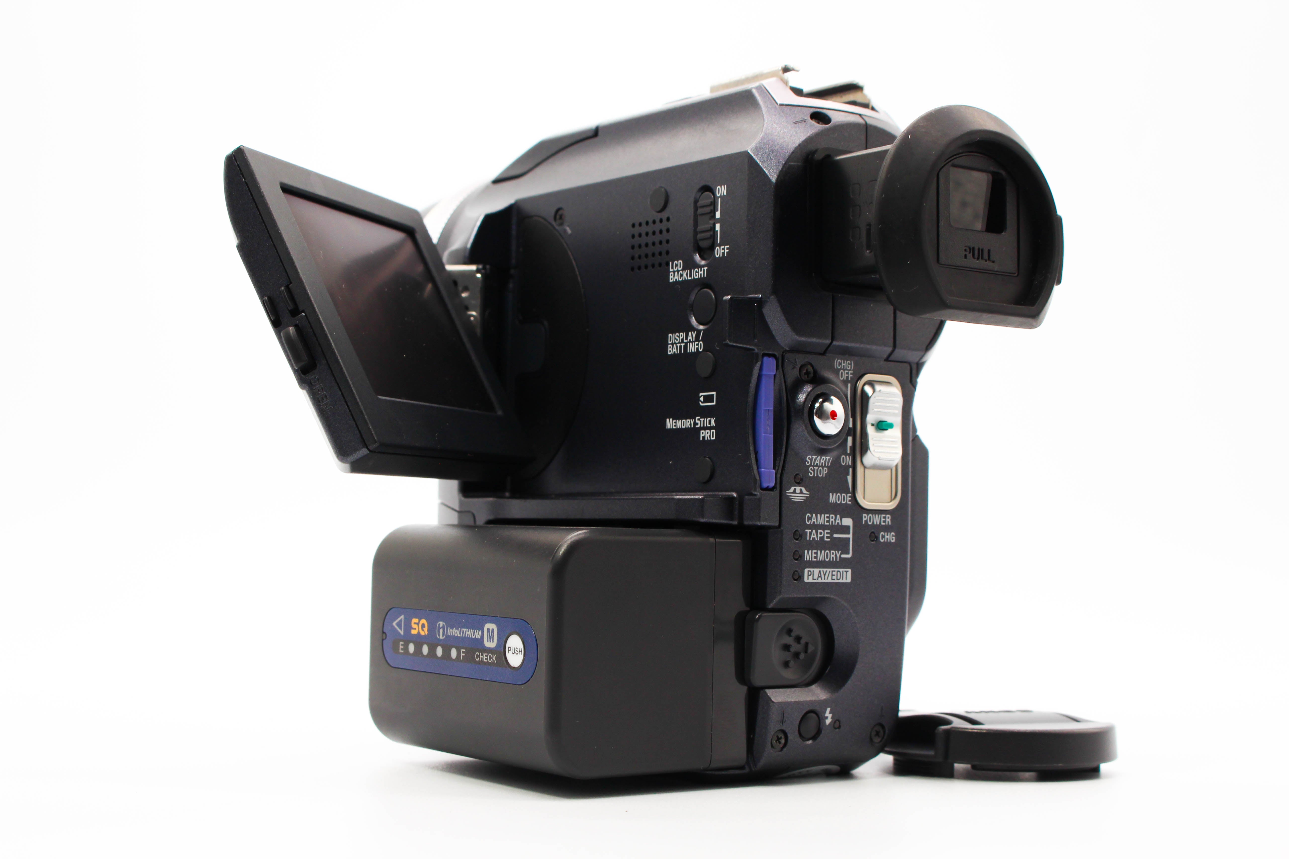 Sony DCR-PC330E MiniDV Video Handycam Camcorder Camera - Tested Bundle Excellent