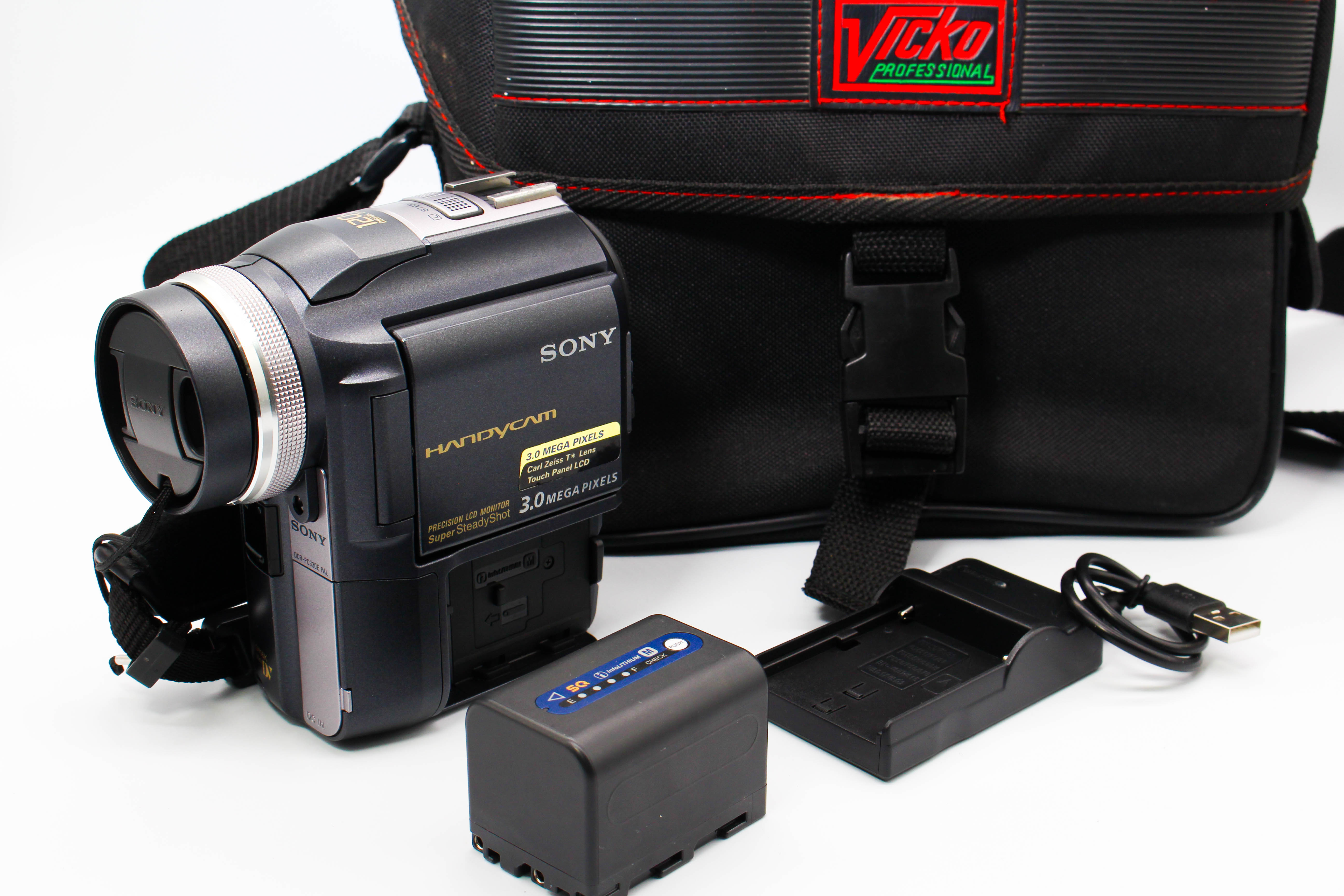 Sony DCR-PC330E MiniDV Video Handycam Camcorder Camera - Tested Bundle Excellent