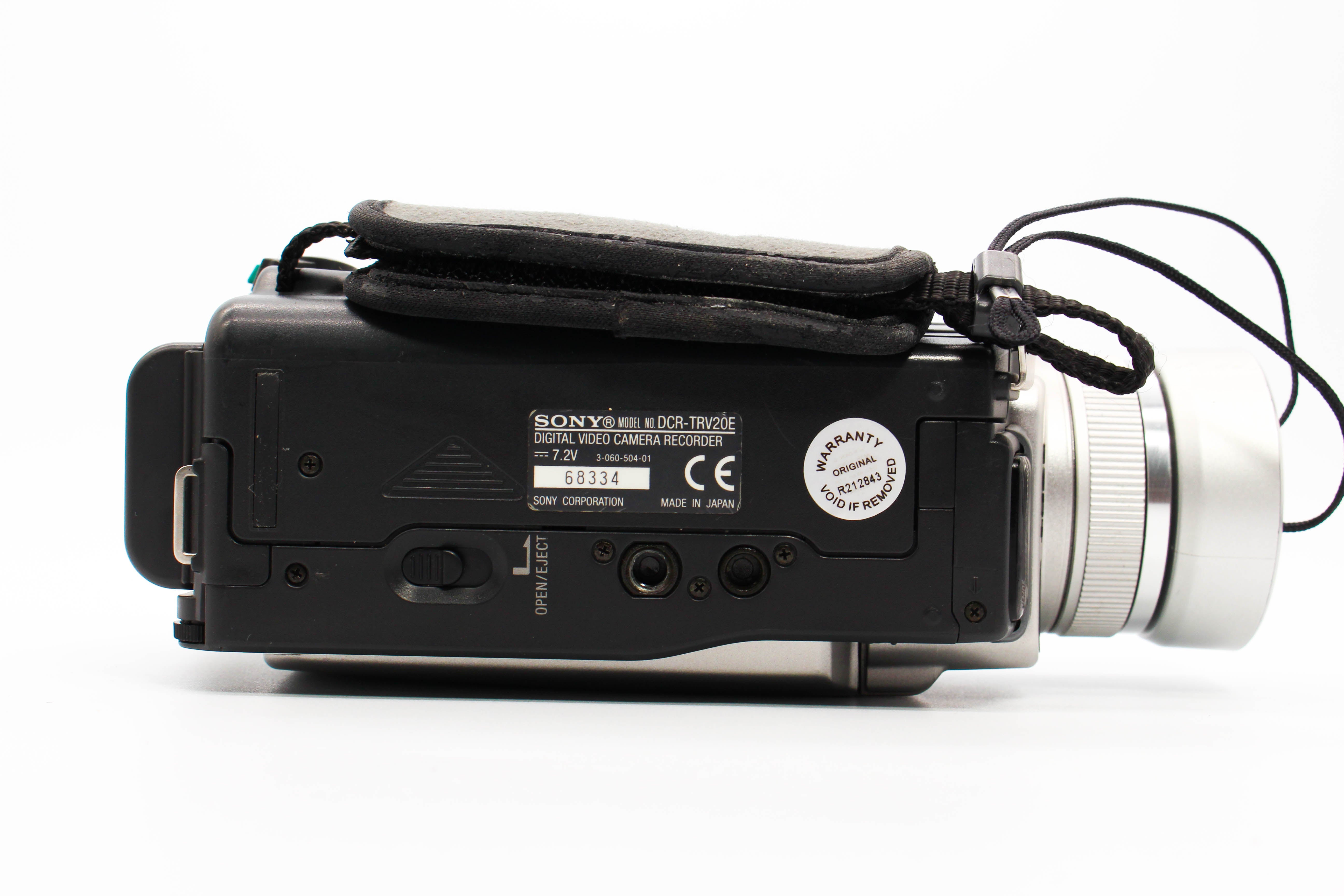 Sony DCR-TRV20E MiniDV Digital Video Handycam Camcorder - Tested Bundle Good