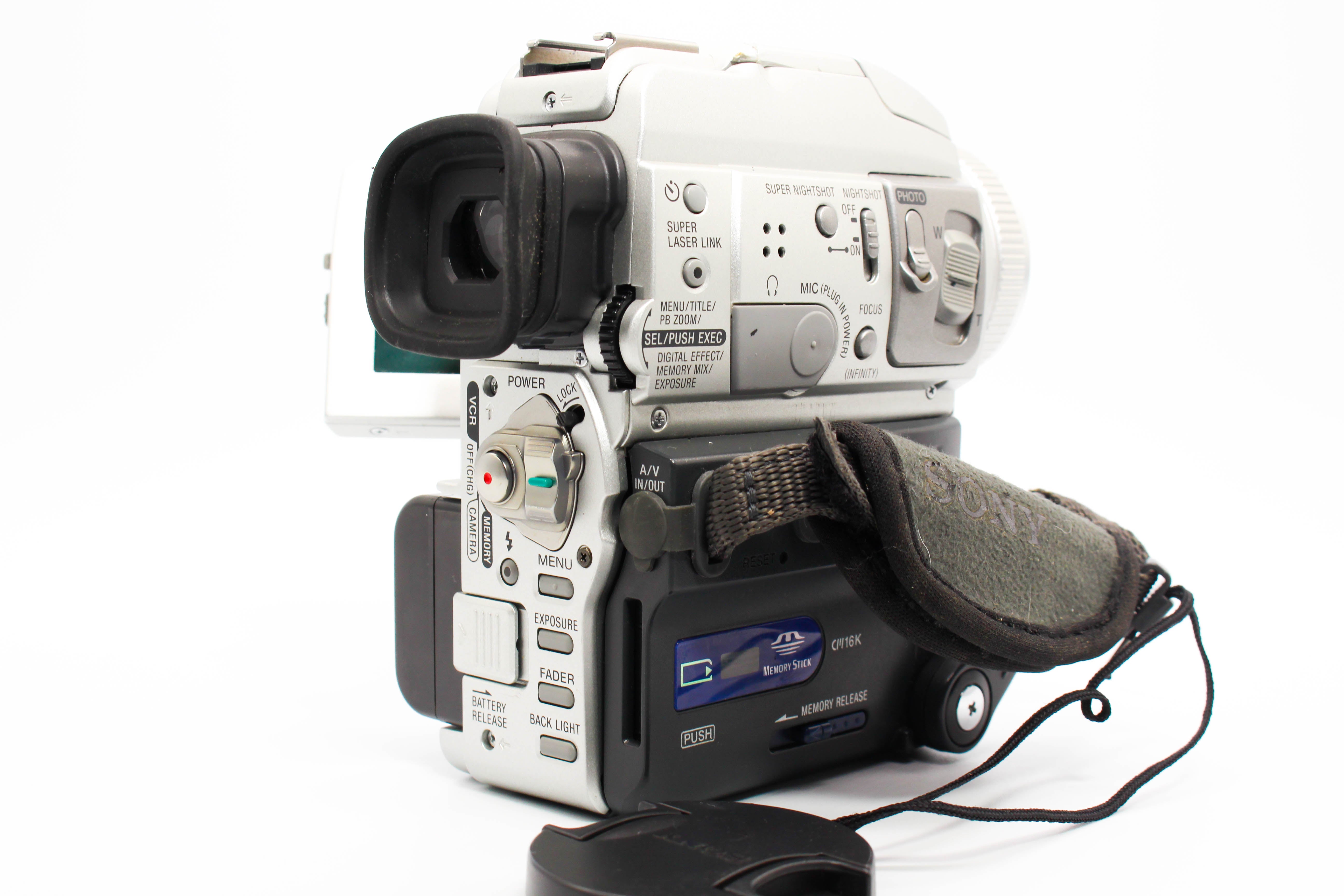 Sony DCR-PC110E MiniDV Video Handycam Camcorder Camera (Read) - Tested Bundle