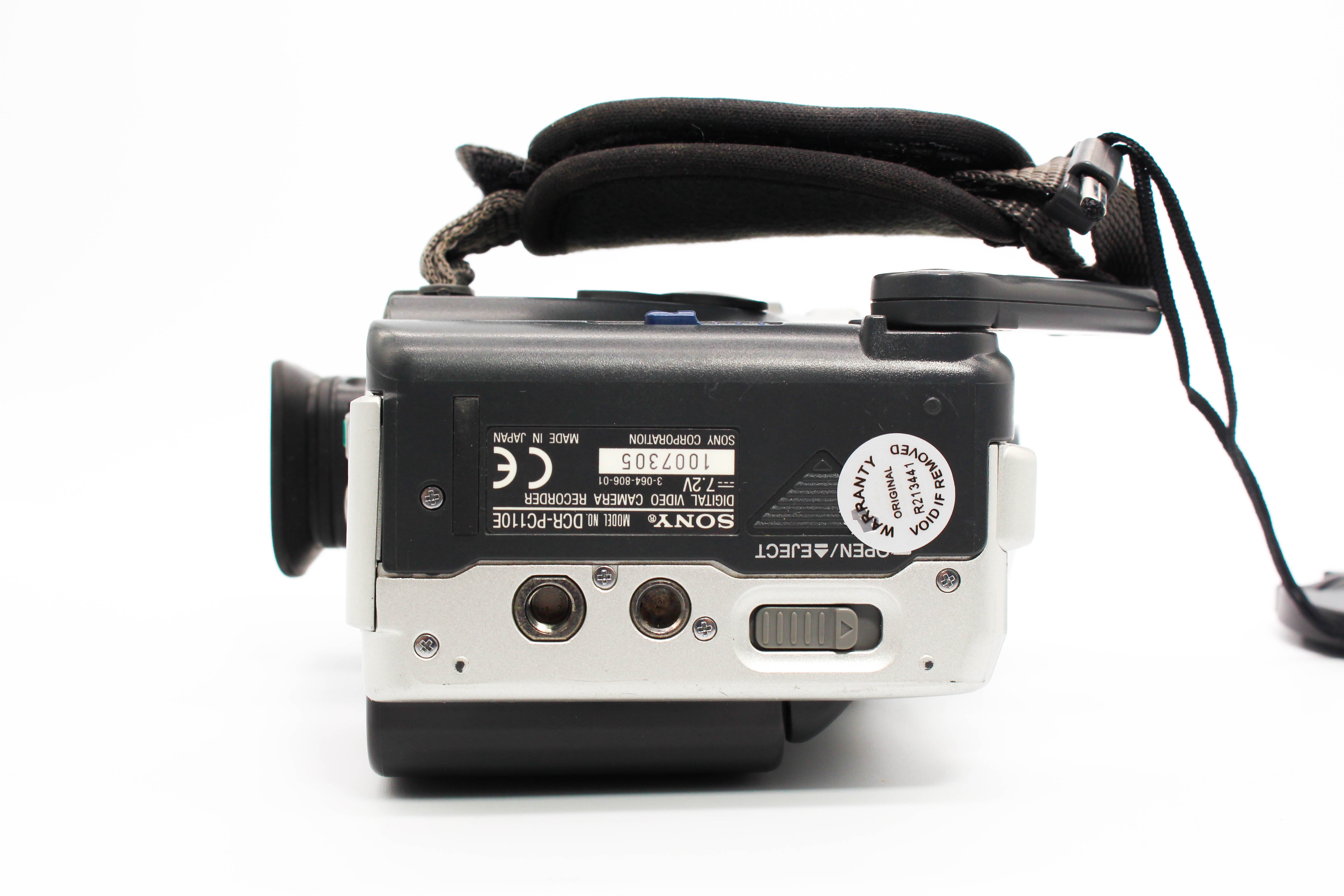 Sony DCR-PC110E MiniDV Video Handycam Camcorder Camera (Read) - Tested Bundle