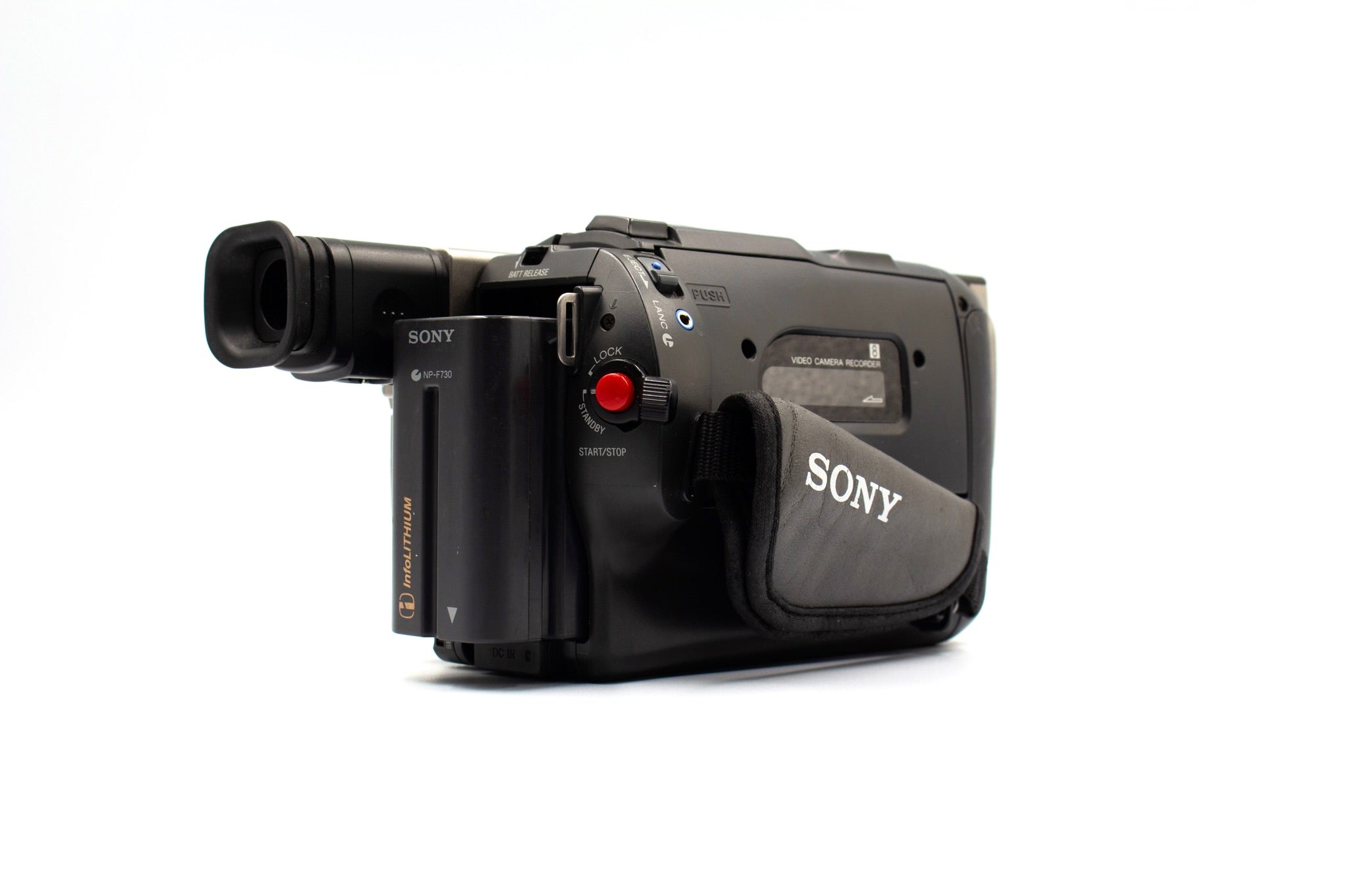 Sony CCD-TRV48E Hi8 Video8 Analog Handycam Video Camera Camcorder - Tested Bundle Excellent