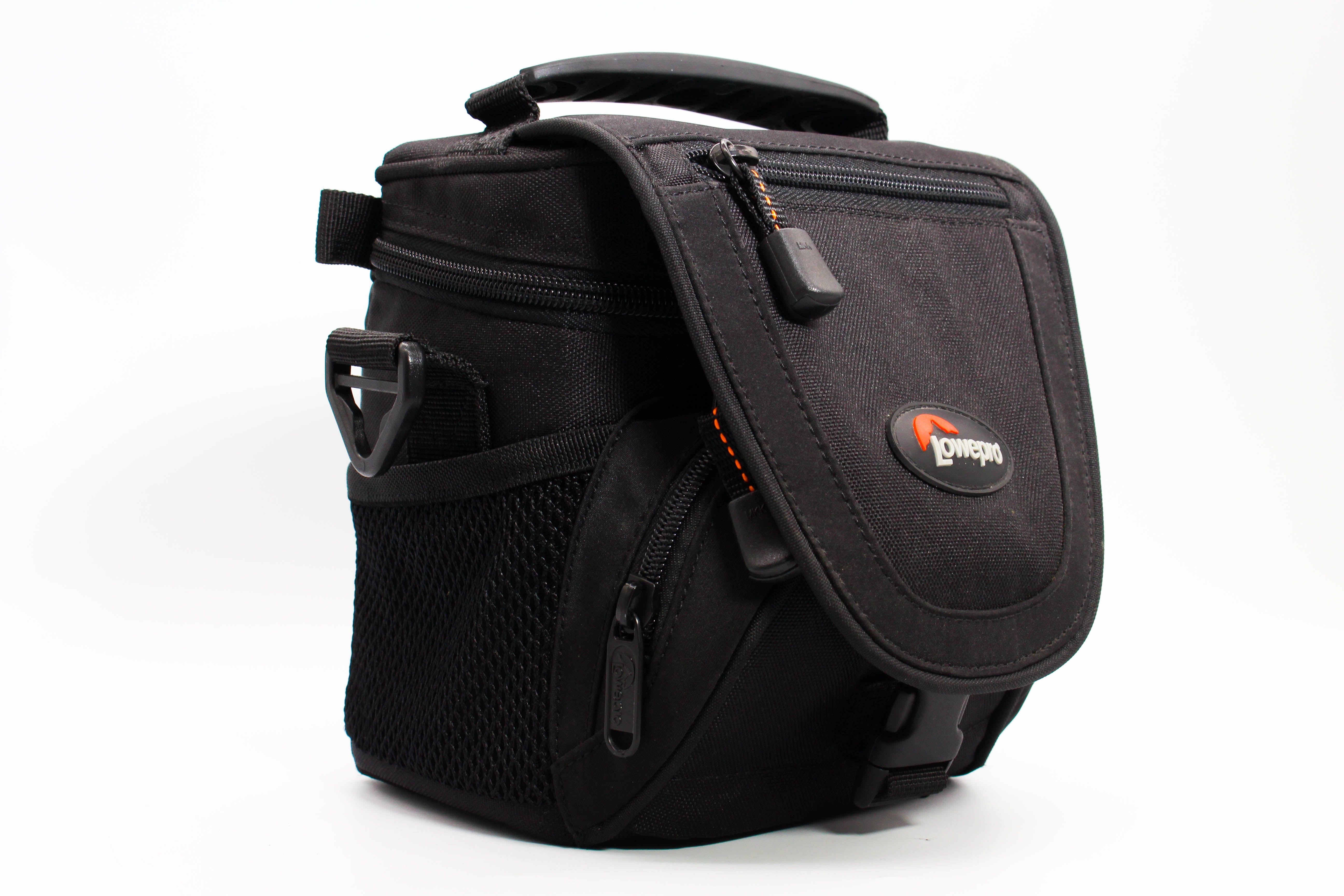 Lowepro Nova Micro AW Small Camera Carry Pouch Bag For Camcorders Digicam Compact Cameras Black - Excellent