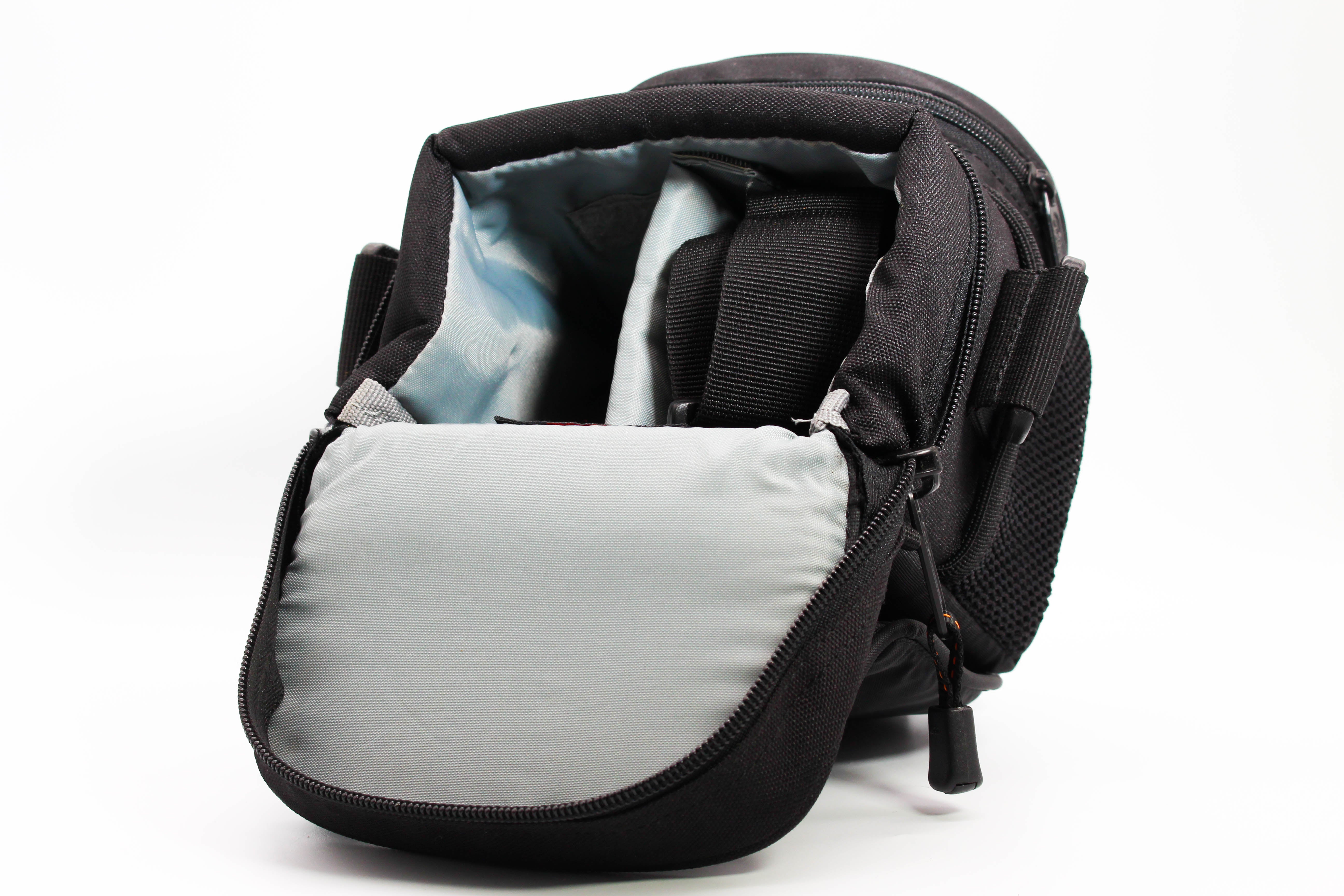 Lowepro Nova Micro AW Small Camera Carry Pouch Bag For Camcorders Digicam Compact Cameras Black - Excellent