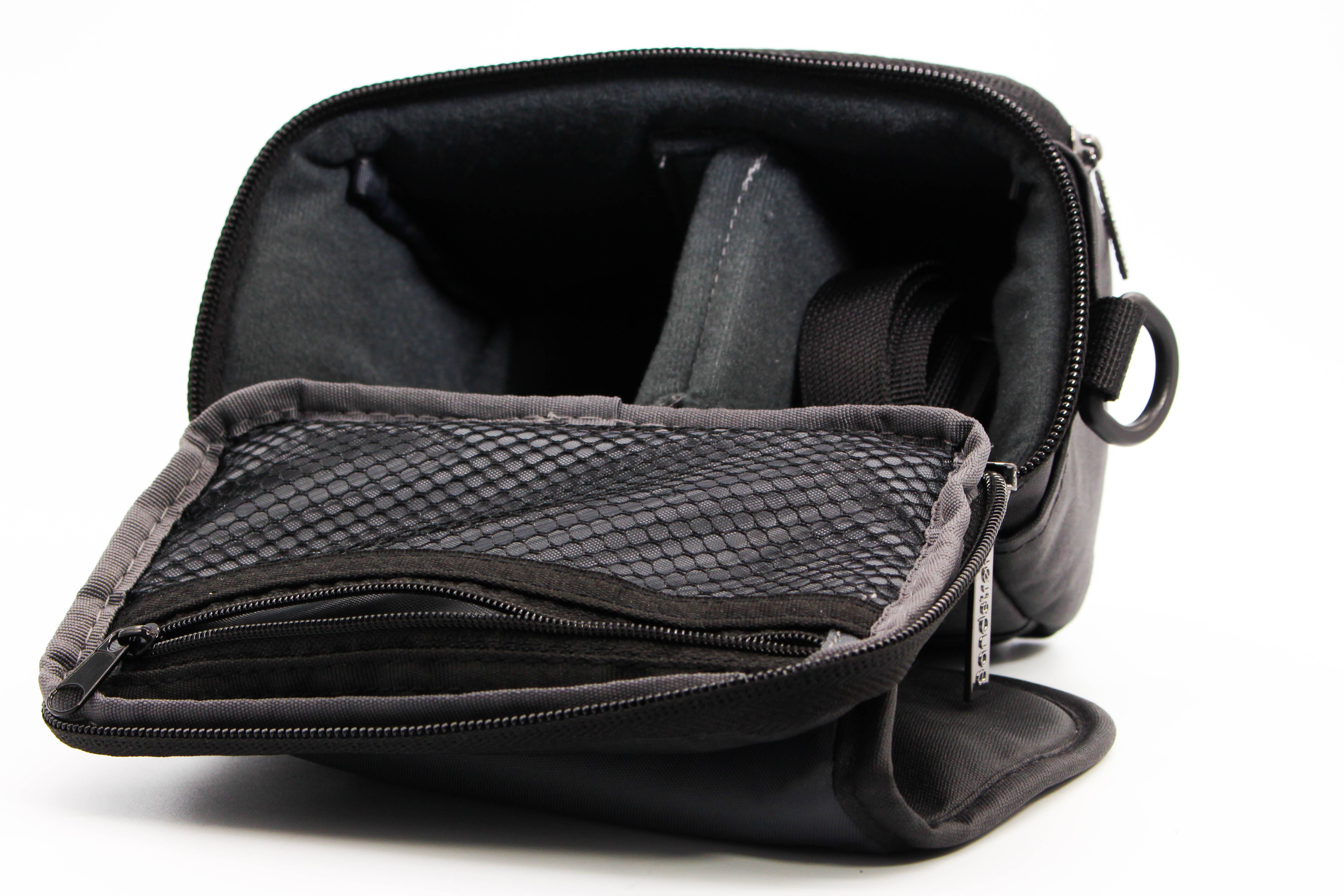 Sandstrom Small Camera Carry Pouch Bag For Camcorders Digicam Compact Cameras Black - Excellent