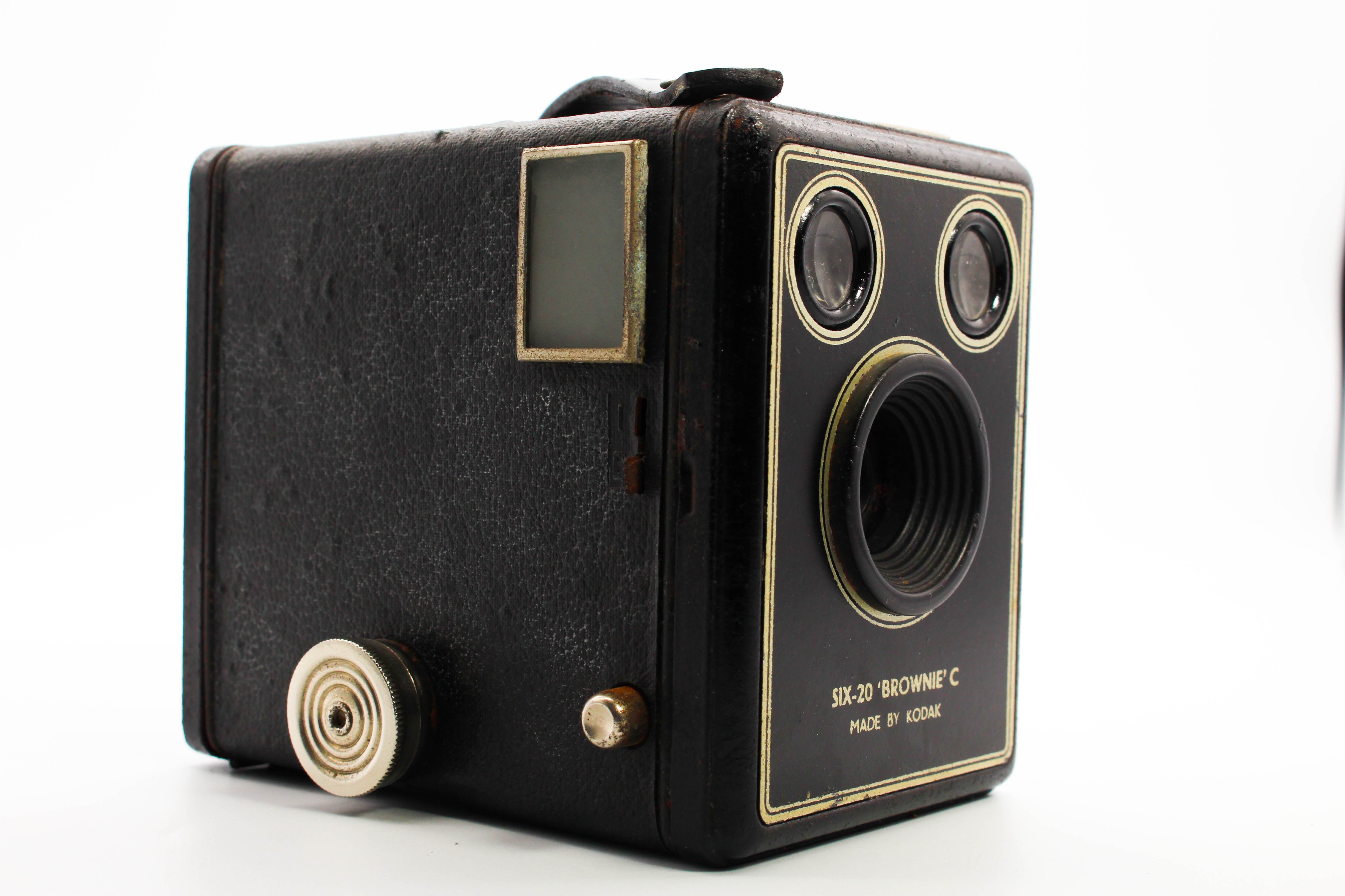 Kodak Six-20 'Brownie' C 620 Film Vintage Mechanical Film Camera - Tested Bundle