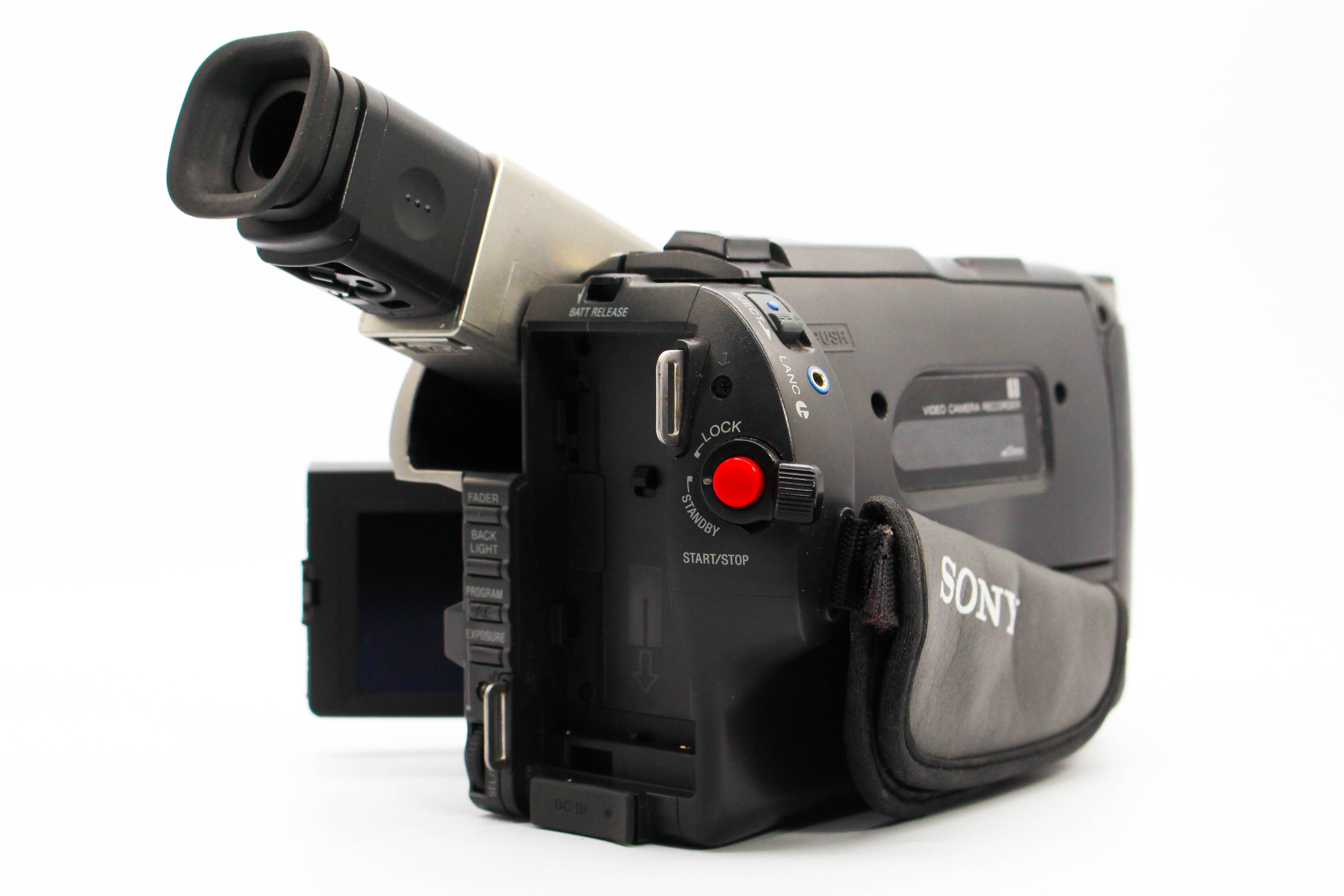 Sony CCD-TRV48E Hi8 8mm Analog Video Handycam Camera Camcorder - Tested Bundle