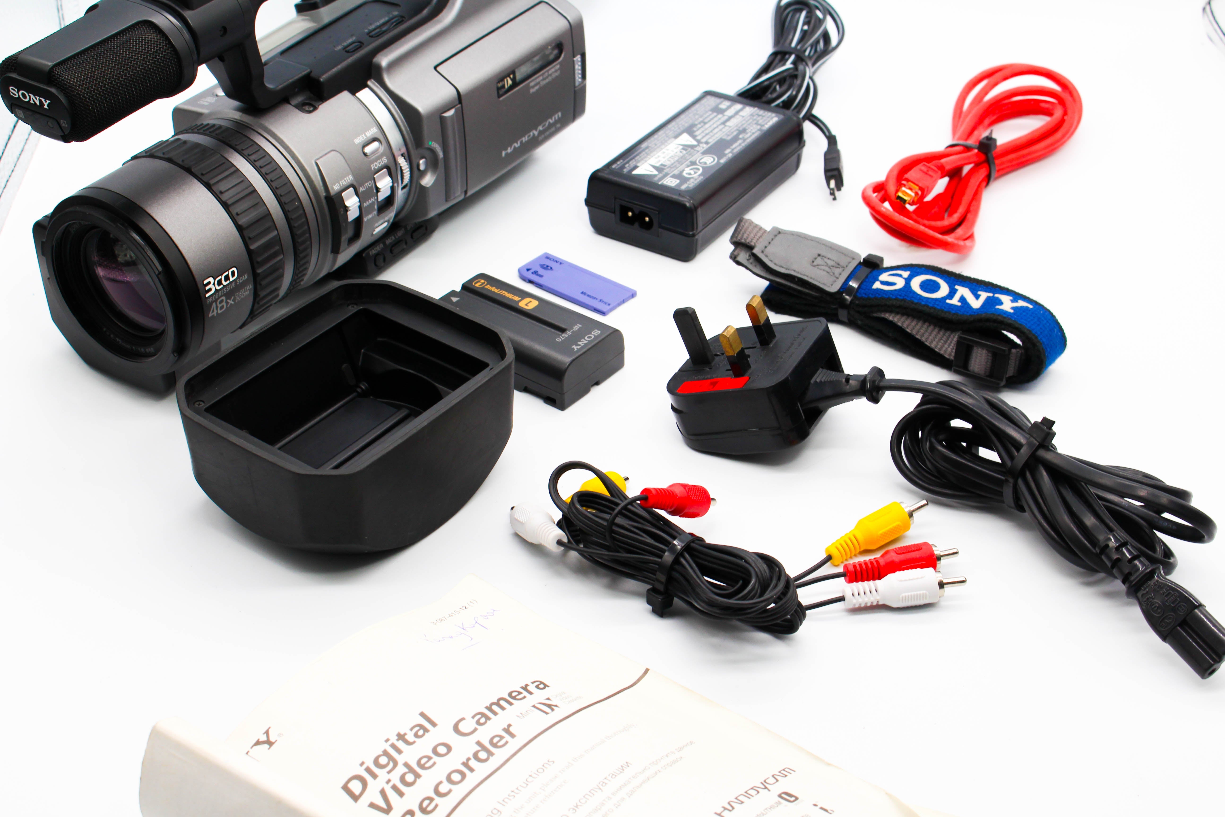 Sony DCR-VX2100E MiniDV Digital Video Handycam Camcorder Camera - Tested Bundle Excellent