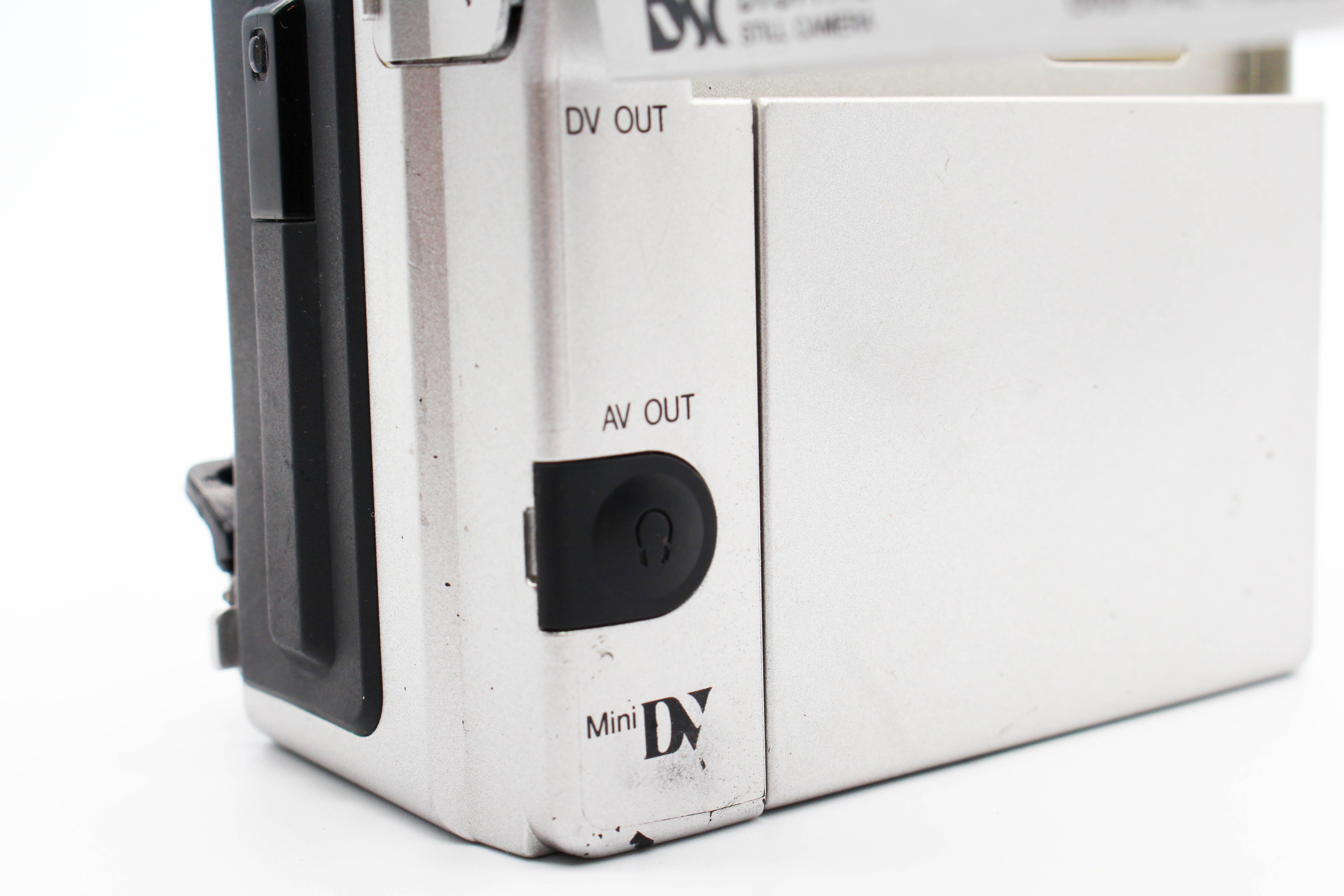 JVC GR-DVX9E MiniDV Digital Video Handycam Camcorder Camera - Tested Bundle