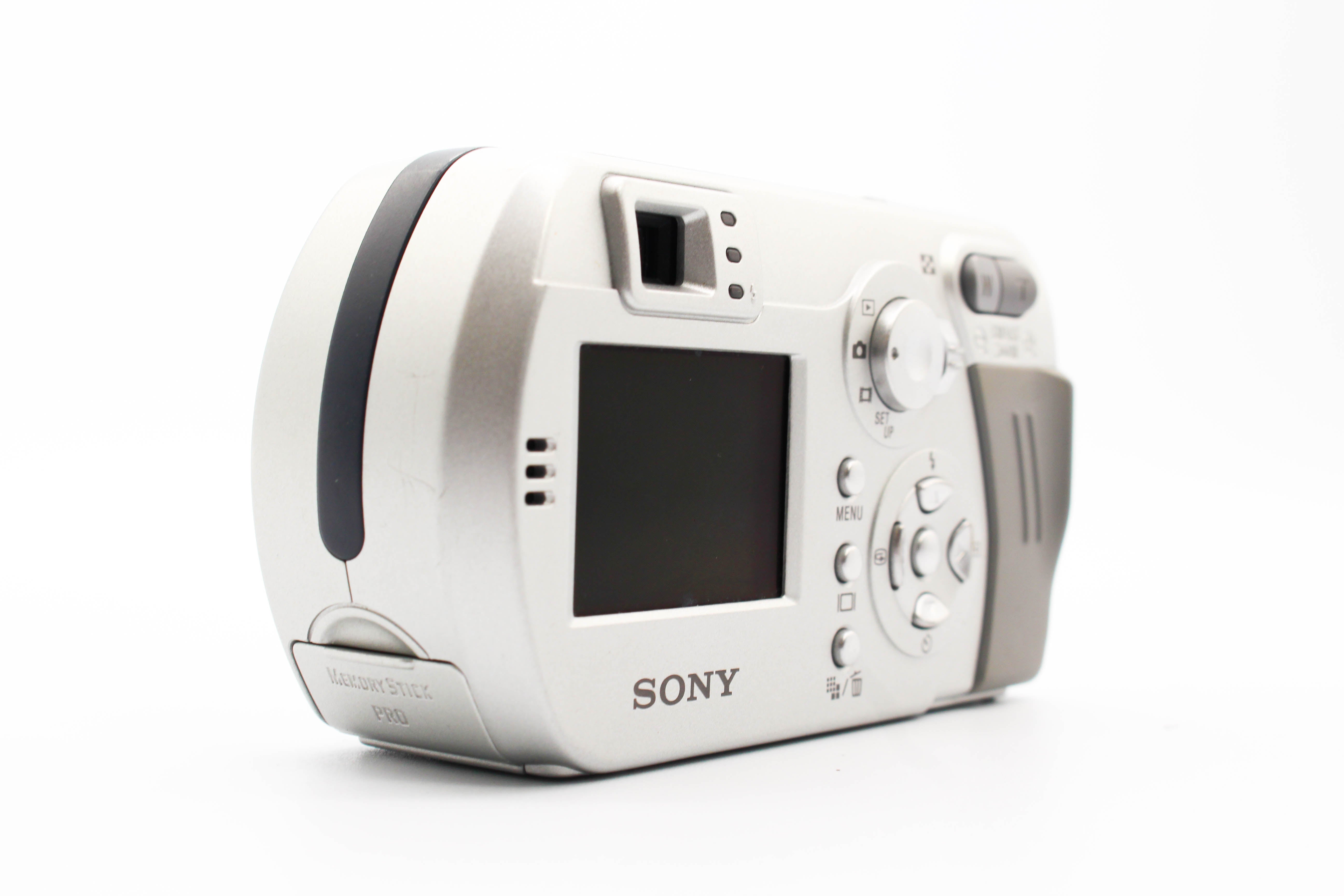 Sony Cybershot DSC-P32 Memory Stick Compact Photo Video Digital Camera Digicam - Tested Bundle Excellent